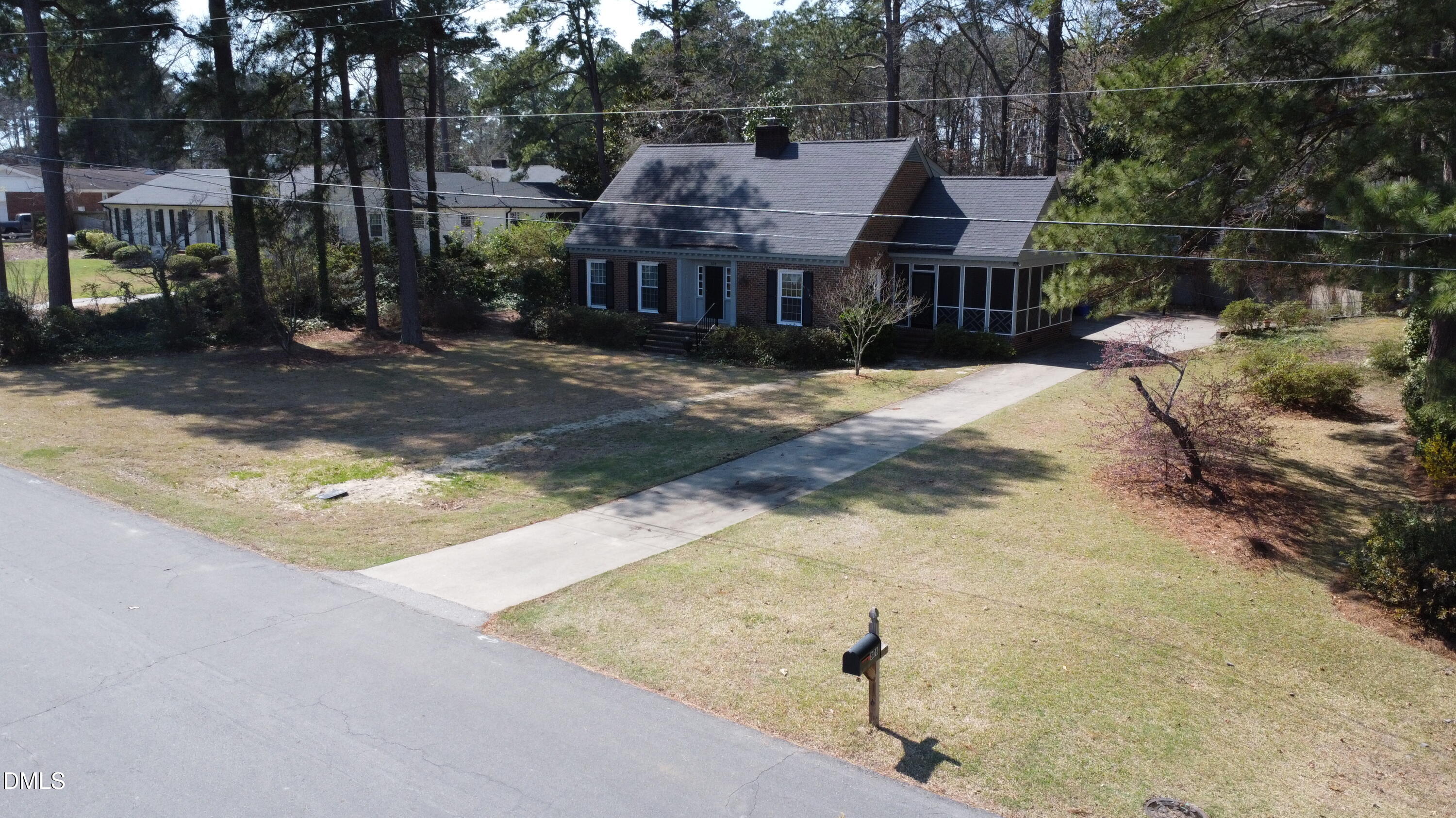 808 E Beechtree Drive