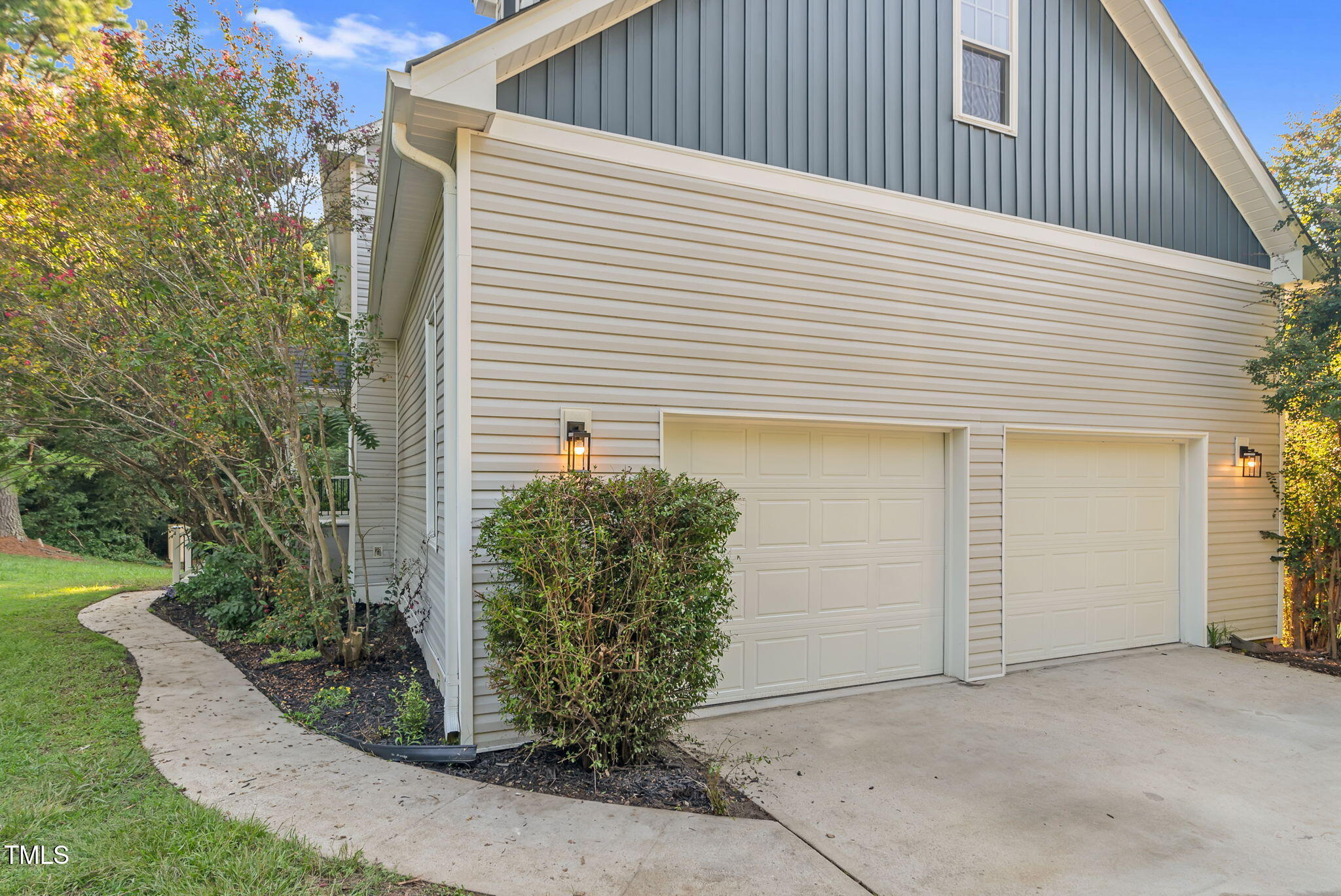 101 Fallsworth Drive