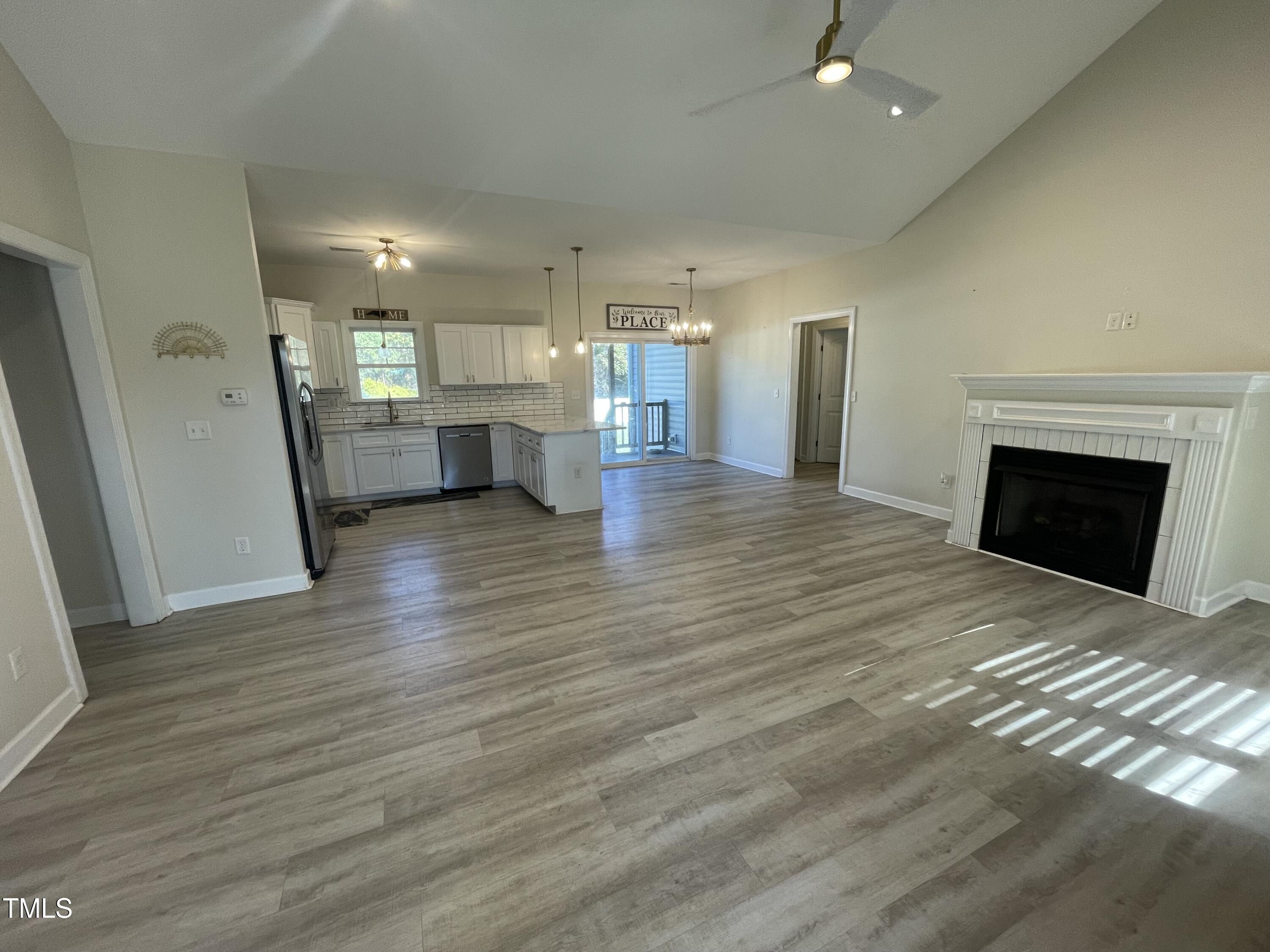 115 Hunterwood Place