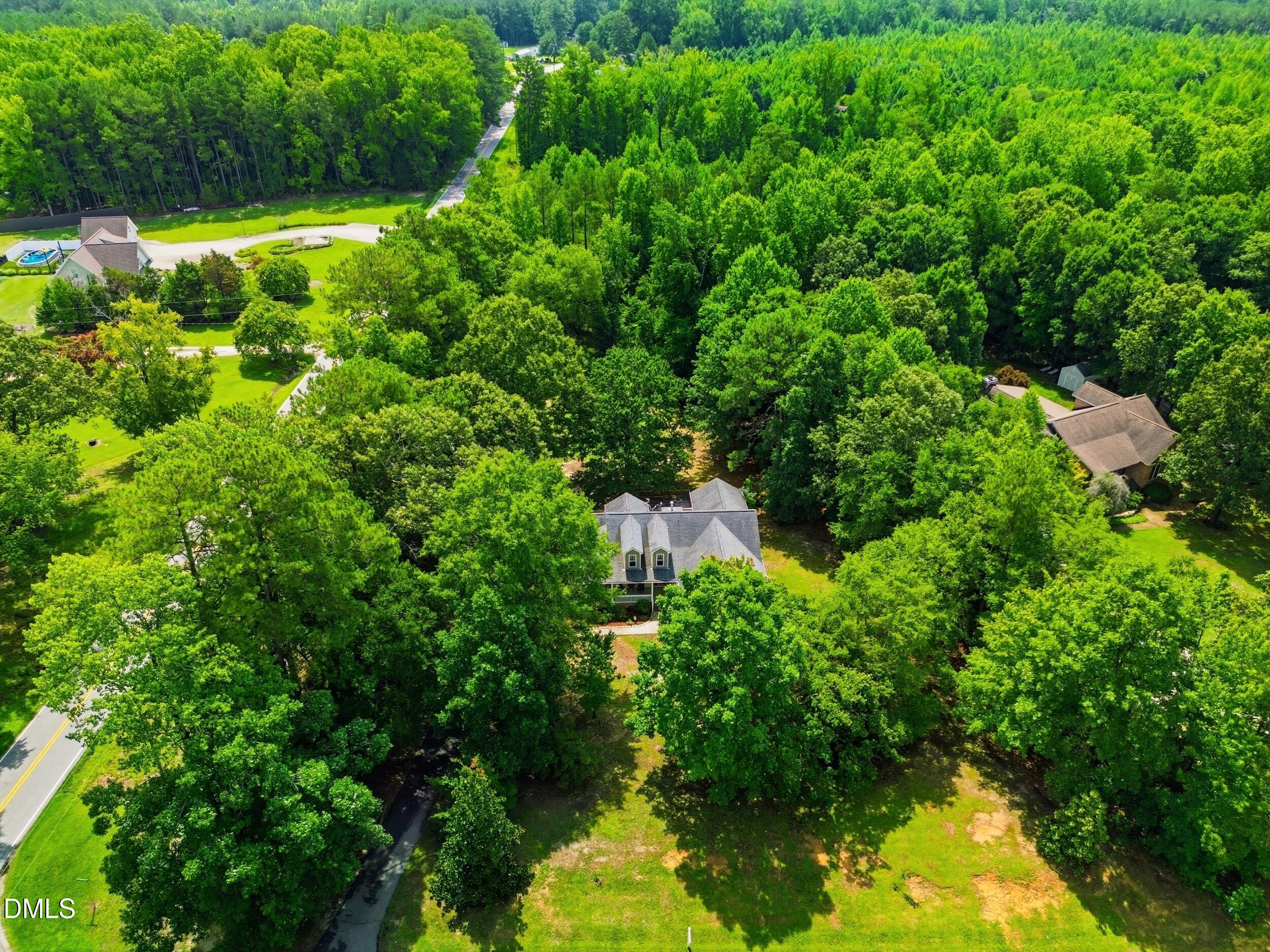 15 Sylvan Way