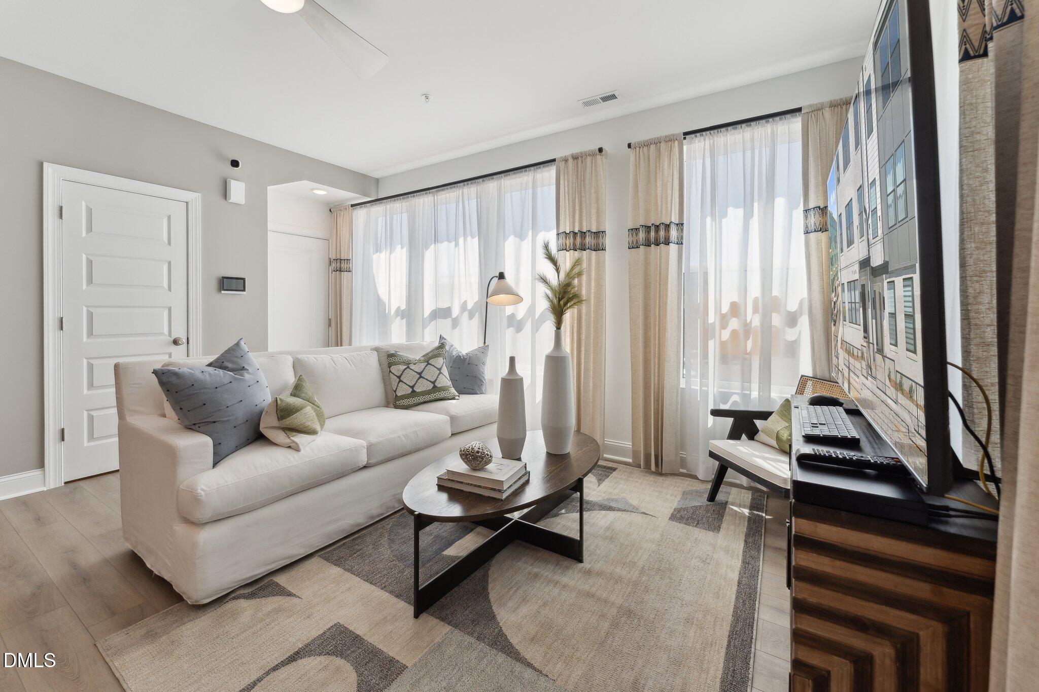 100 Parks Edge Way #100