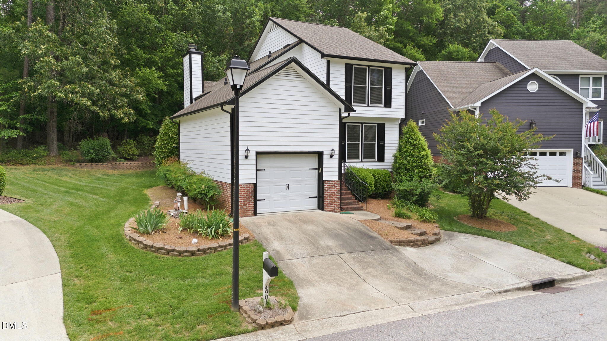 4901 Willowtree Lane