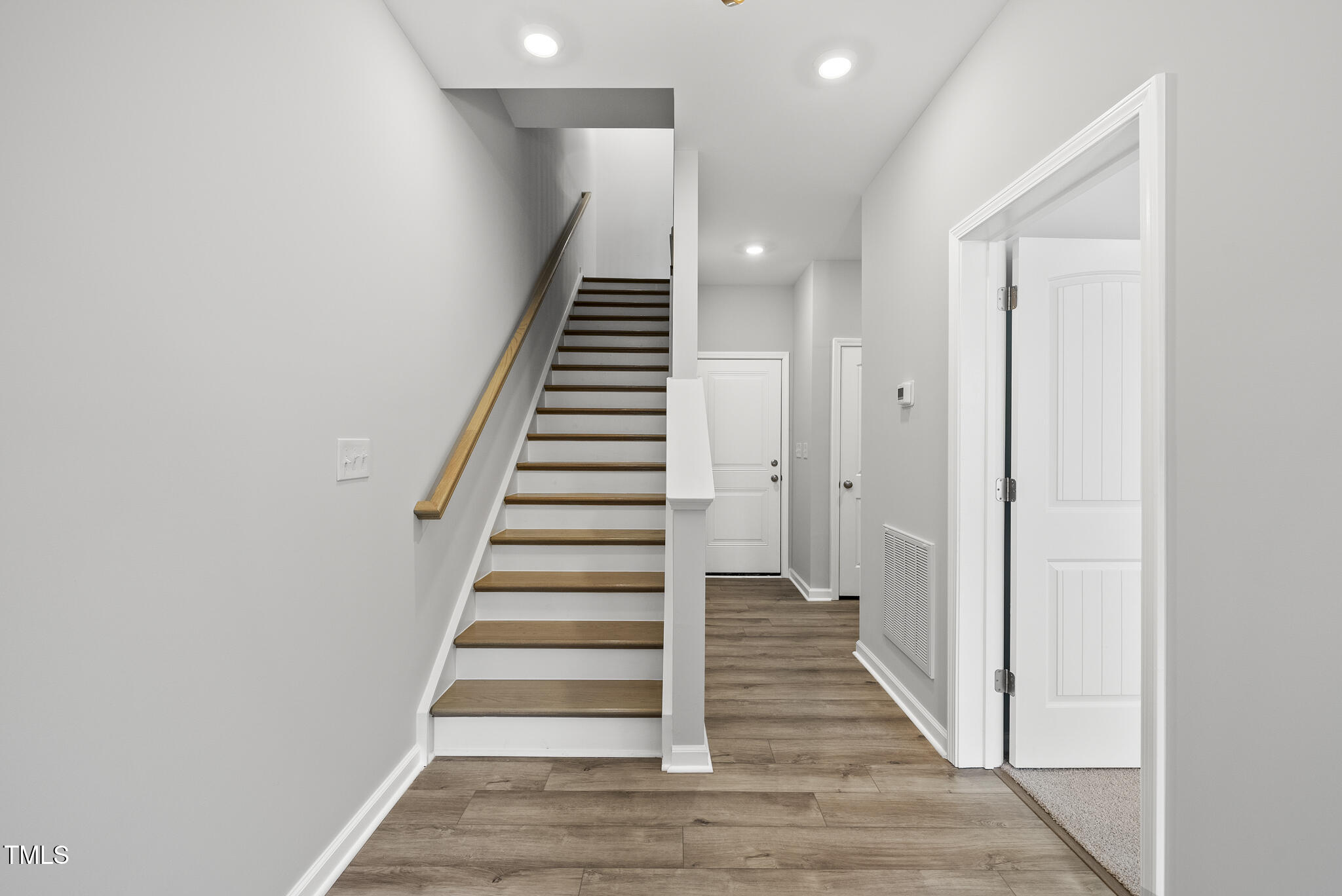 311 Chesapeake Commons Street 101