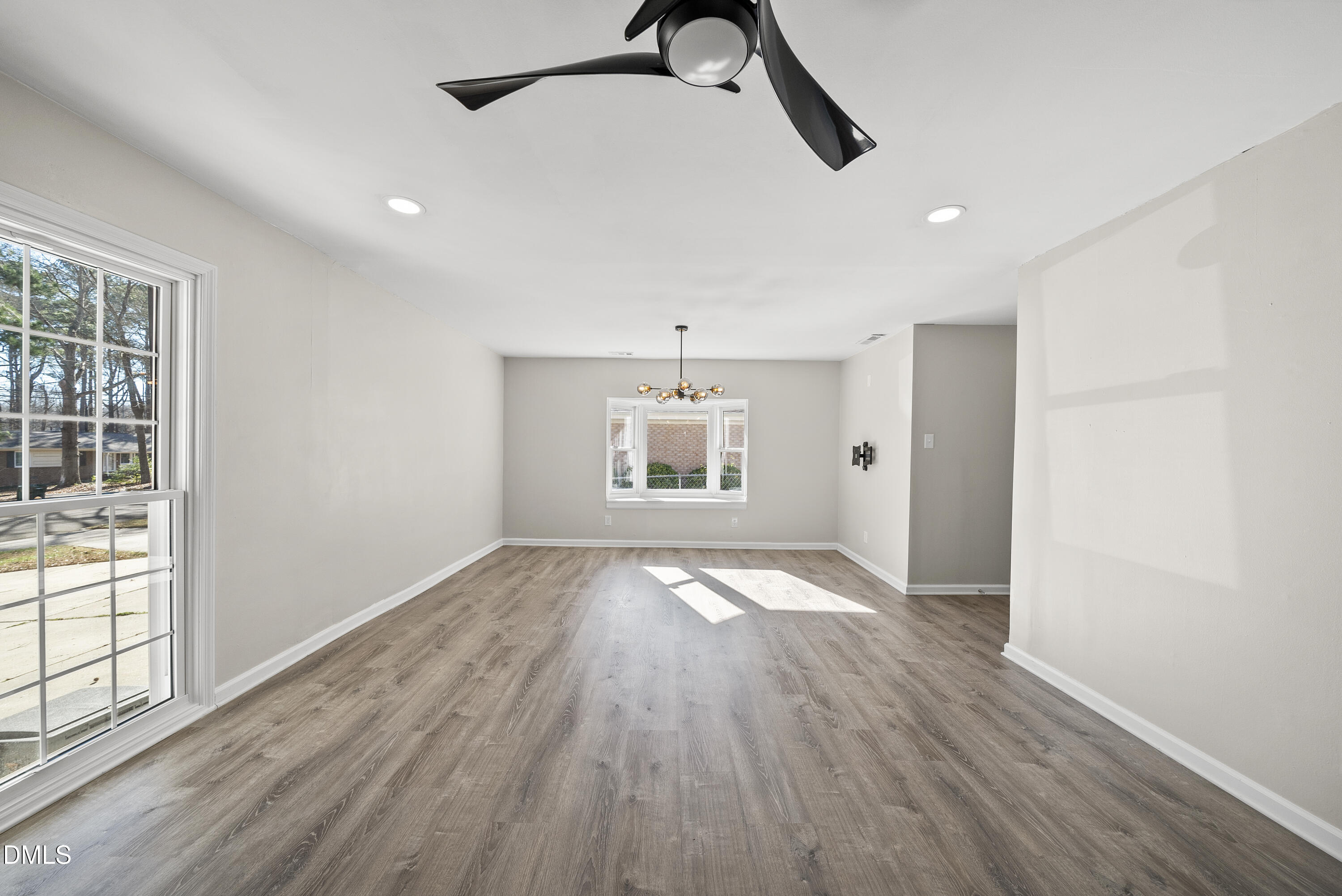 2910 Driftwood Drive