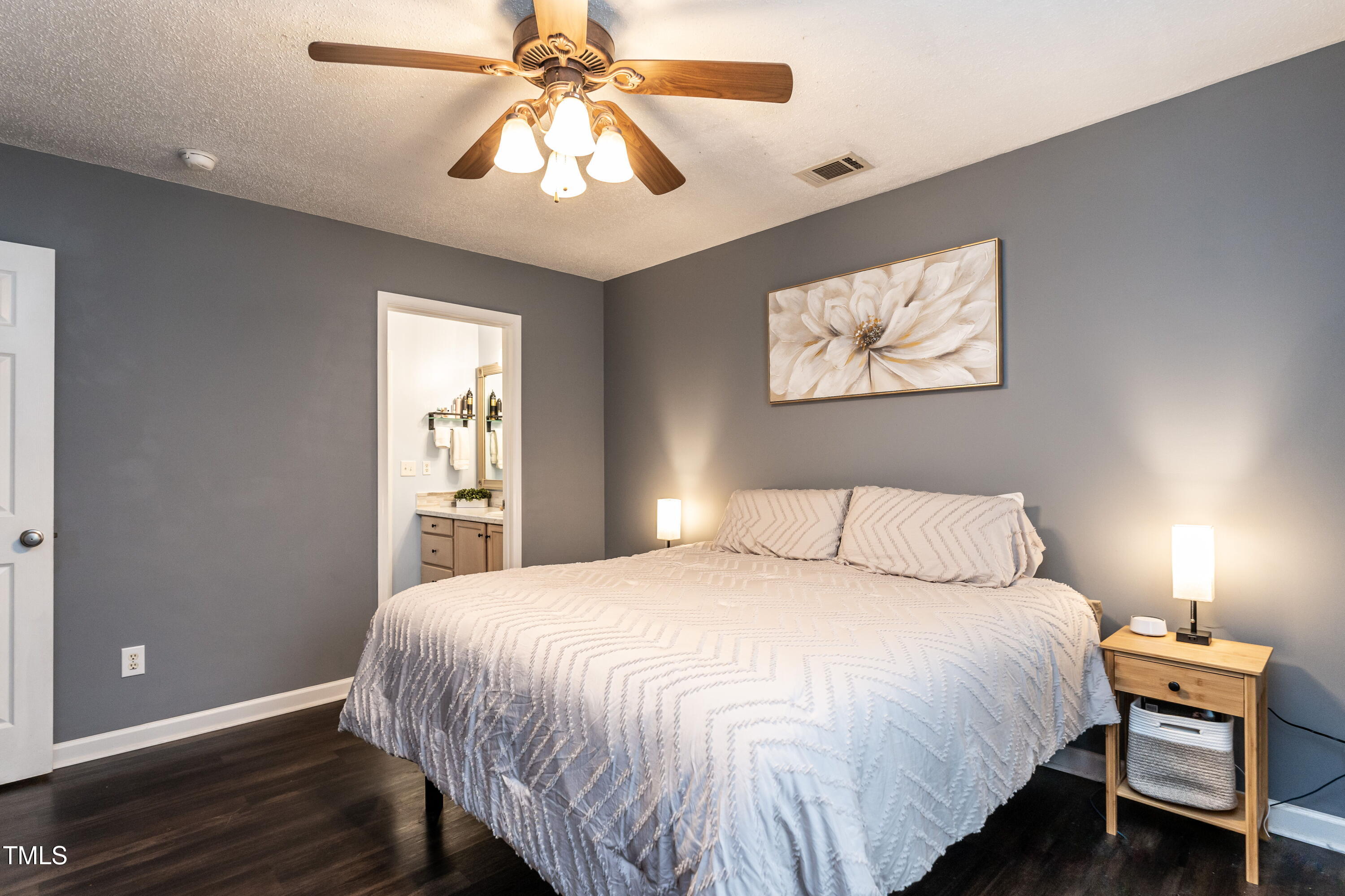 Holly Springs, North Carolina 27540, United States, 3 Bedrooms Bedrooms, ,2 BathroomsBathrooms,Residential,Pending,8927