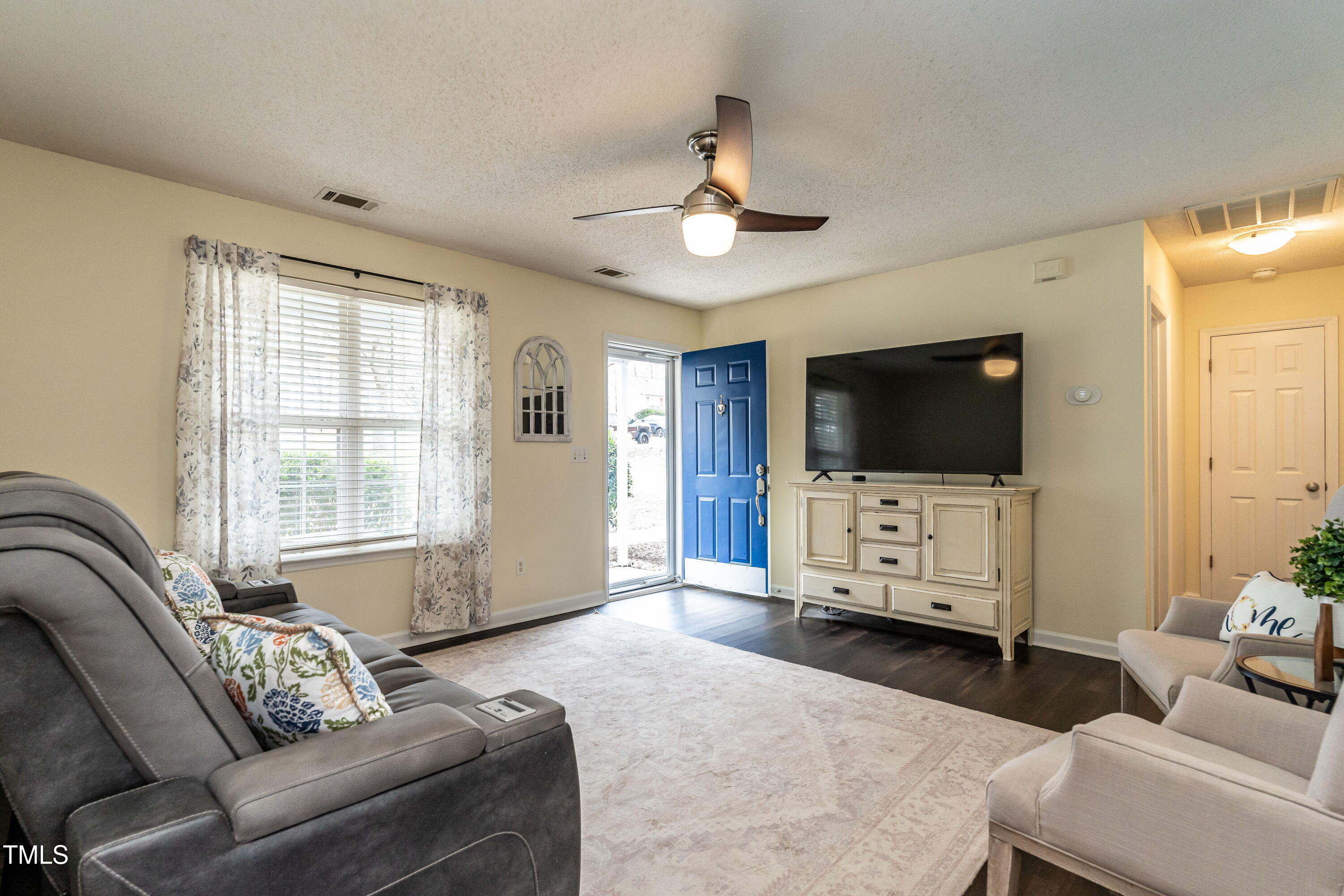 Holly Springs, North Carolina 27540, United States, 3 Bedrooms Bedrooms, ,2 BathroomsBathrooms,Residential,Pending,8927