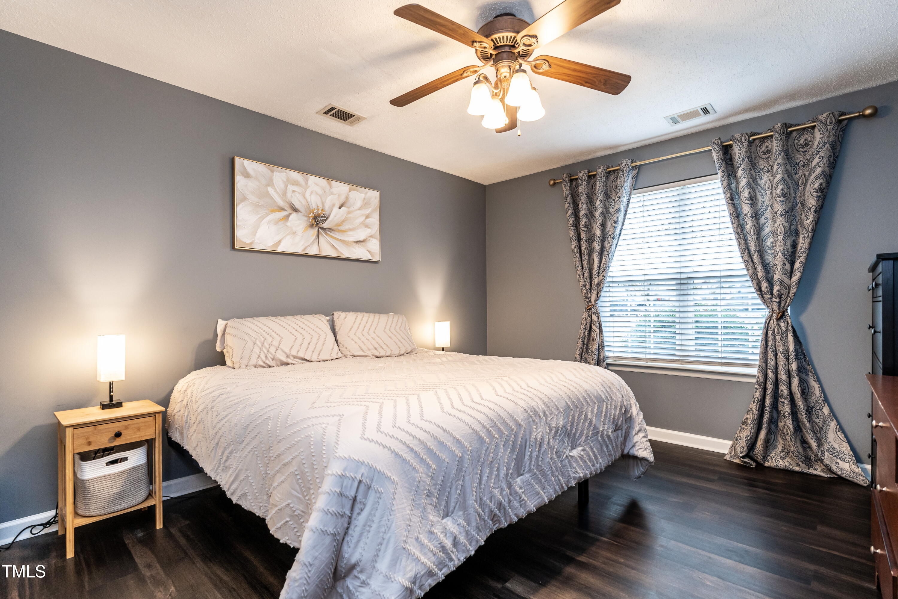 Holly Springs, North Carolina 27540, United States, 3 Bedrooms Bedrooms, ,2 BathroomsBathrooms,Residential,Pending,8927