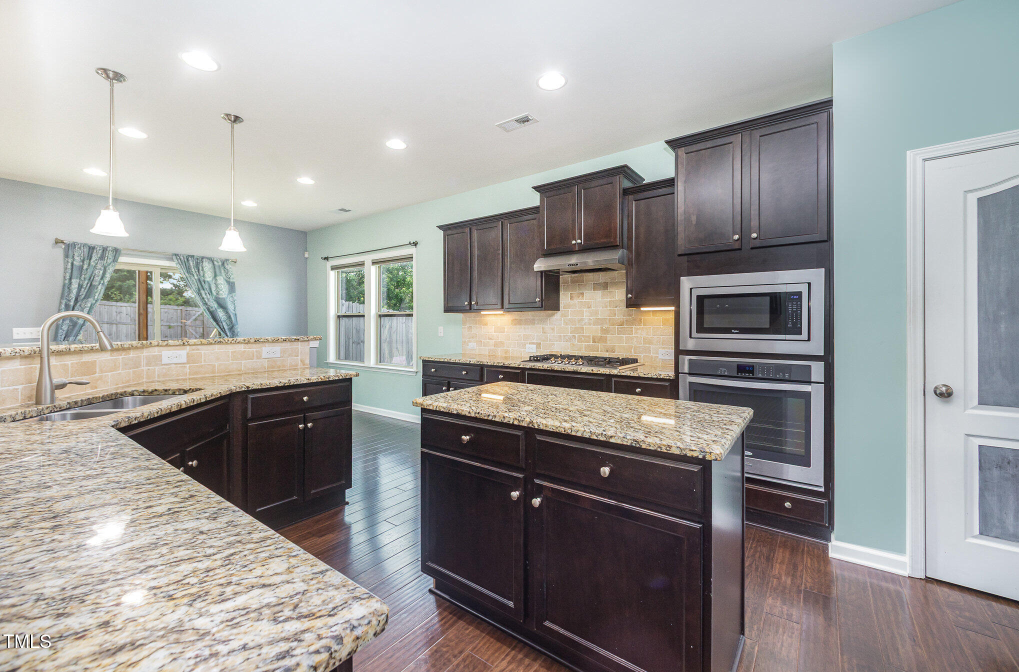 1305 Ivey Grove Court