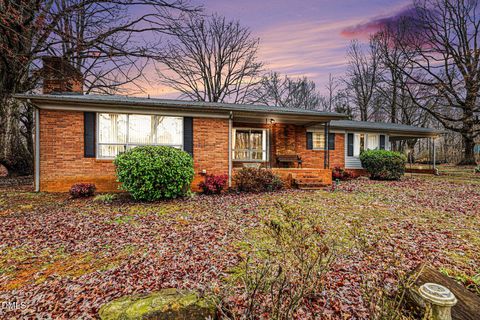 1324 Seays Road Liberty NC 27298