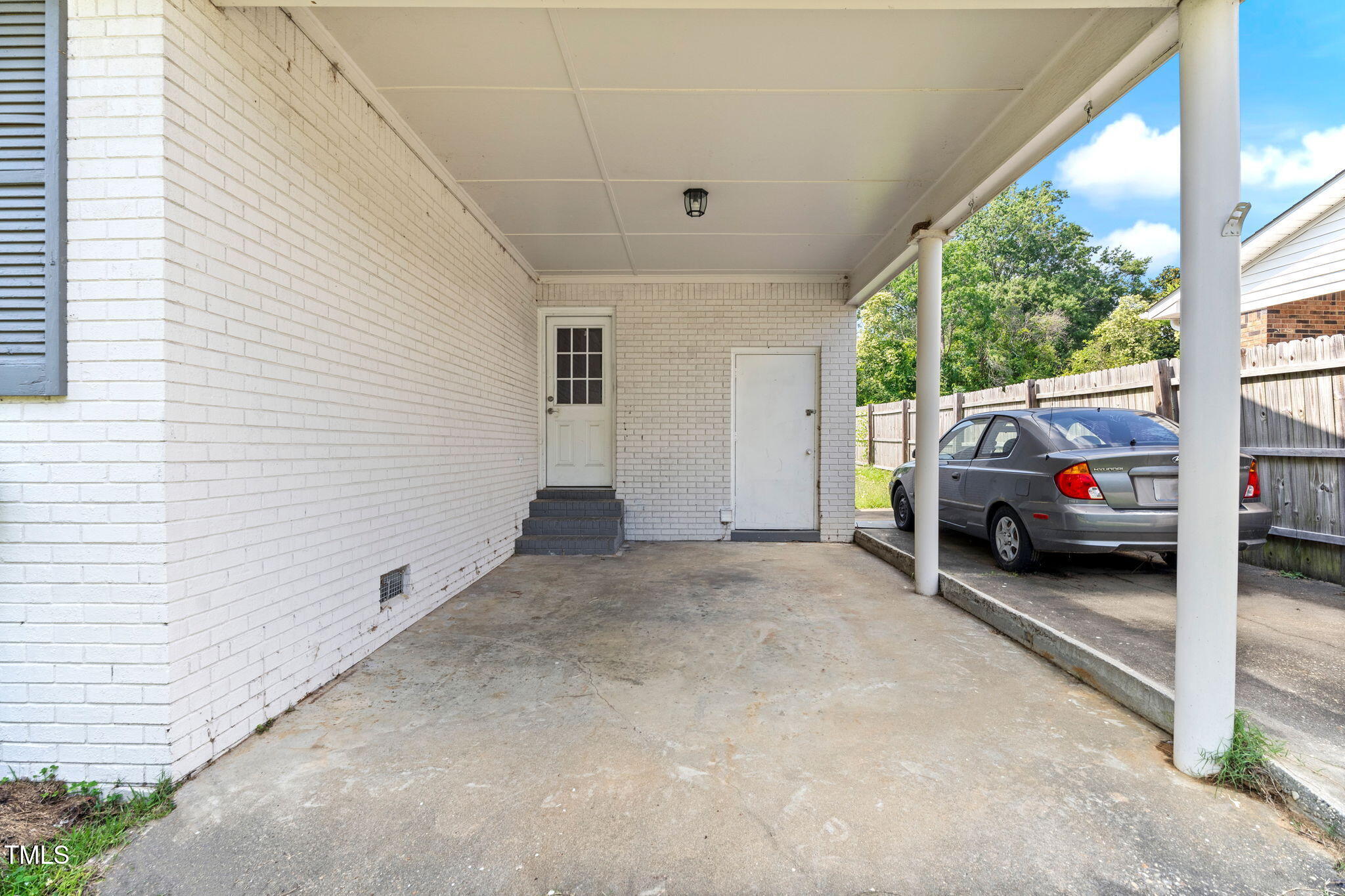 729 Carolina Drive