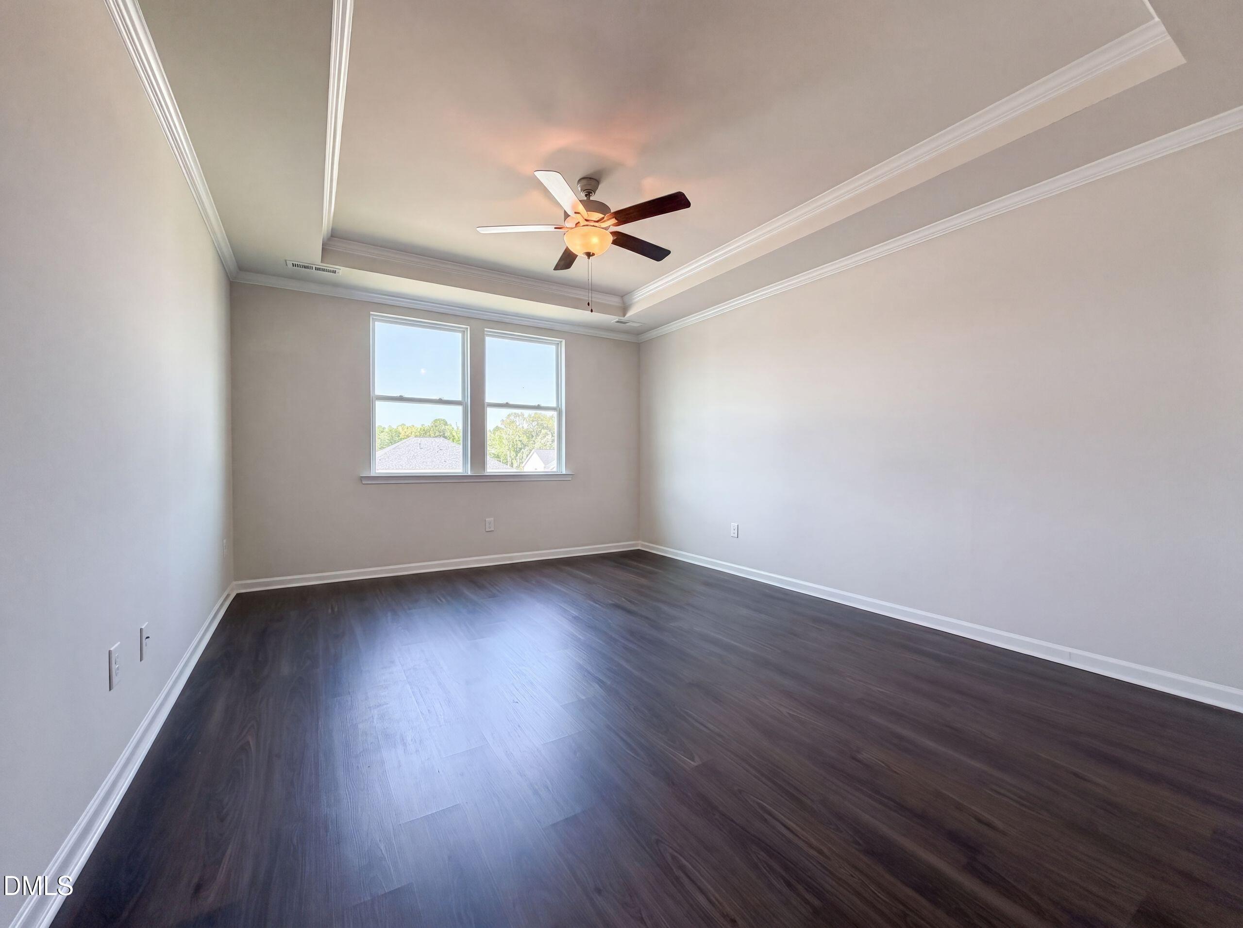 119 E Caxton Court