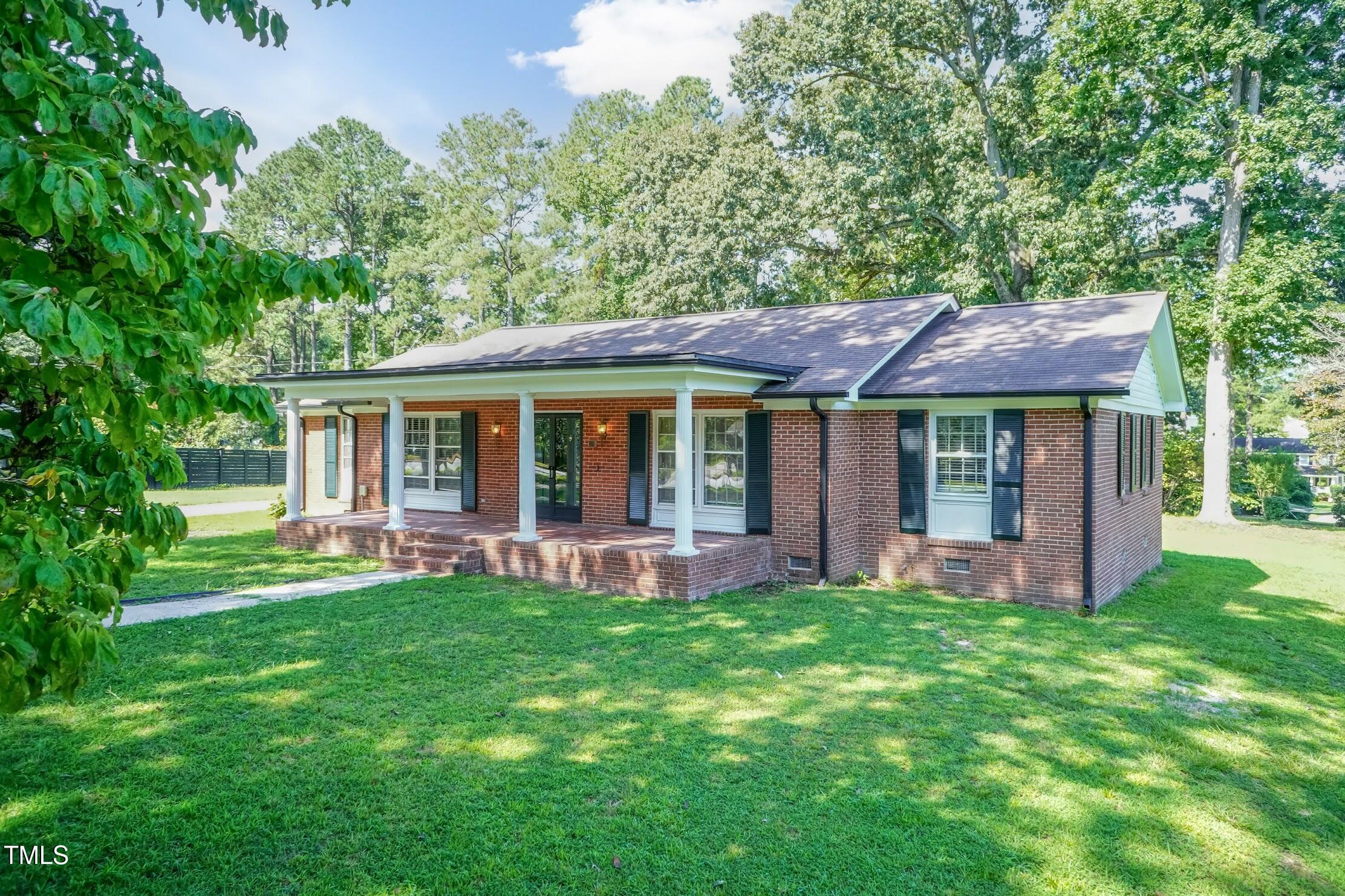 635 Green Willow Circle