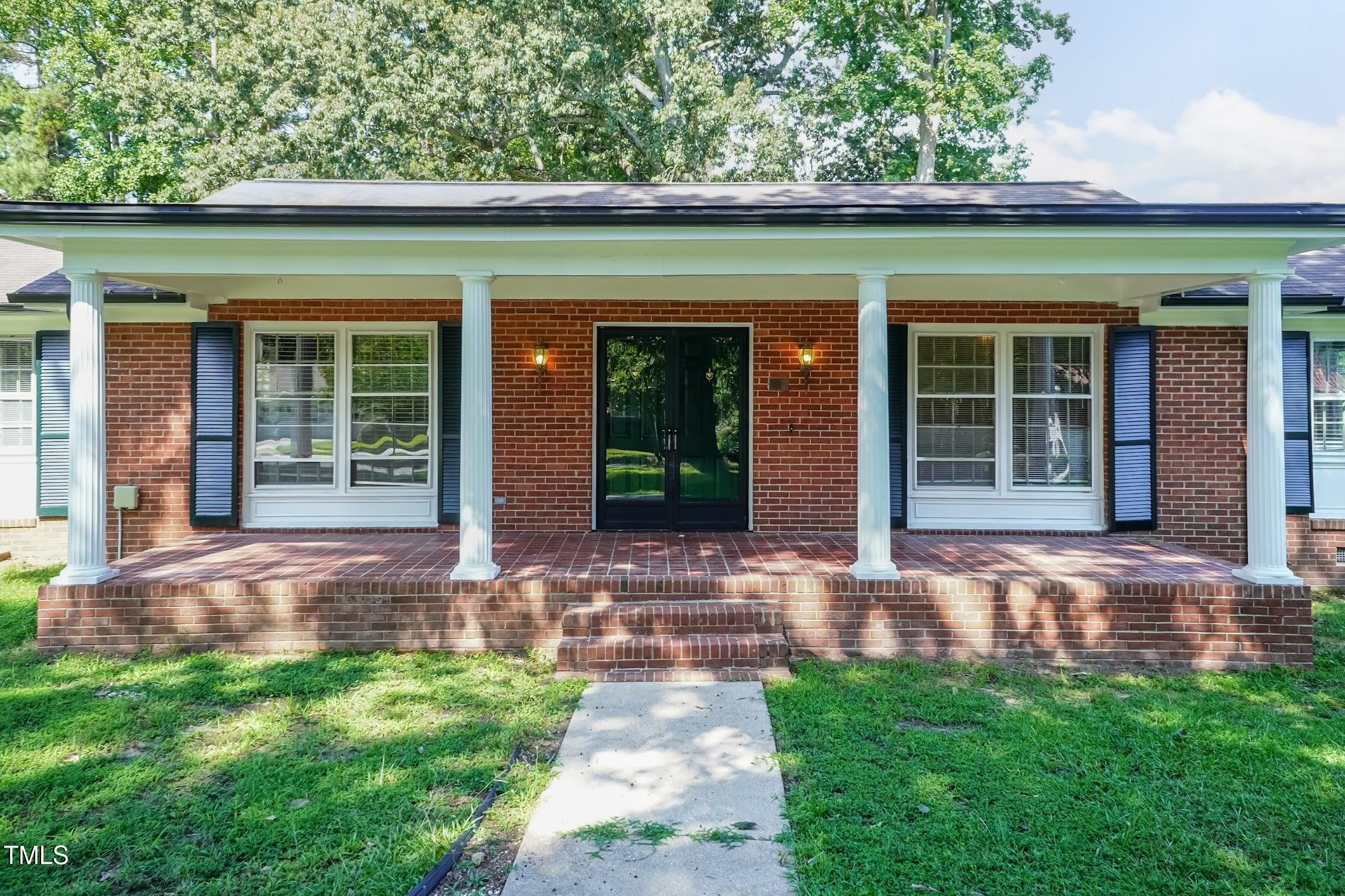 635 Green Willow Circle
