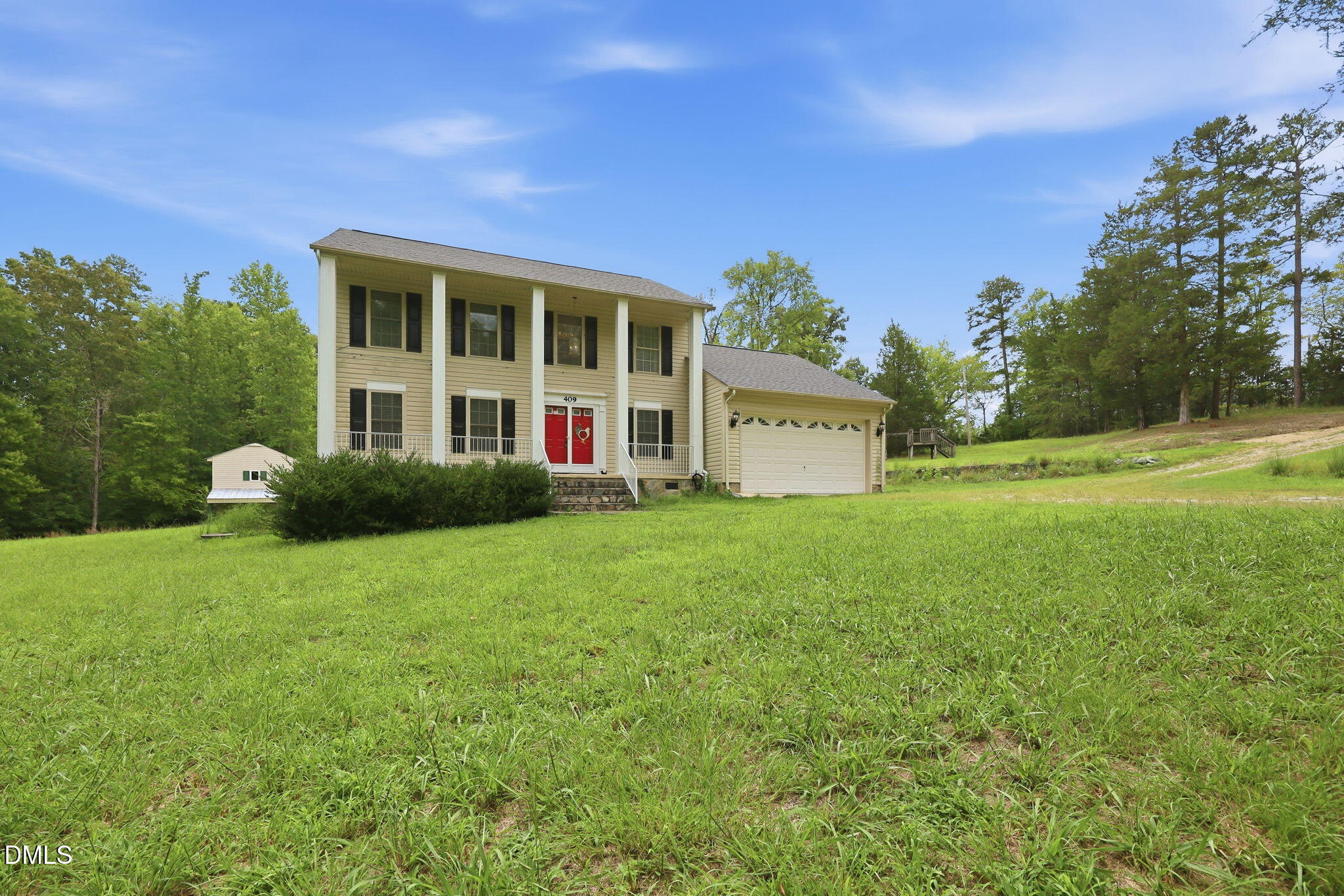 409 Reaves Lane