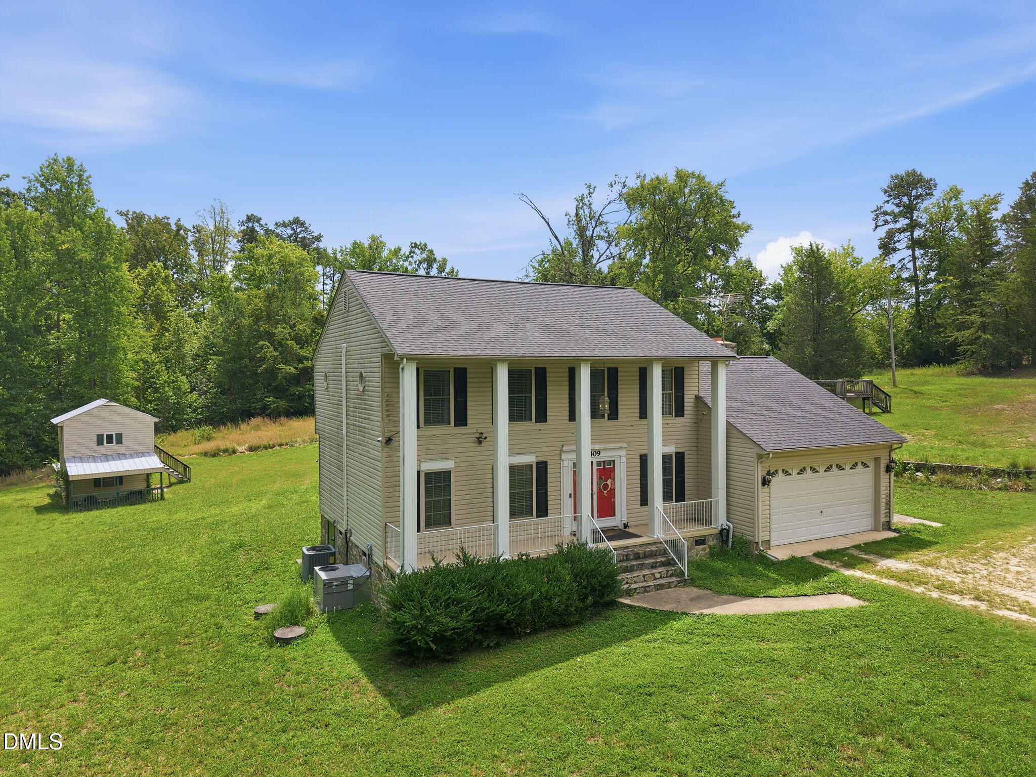 409 Reaves Lane