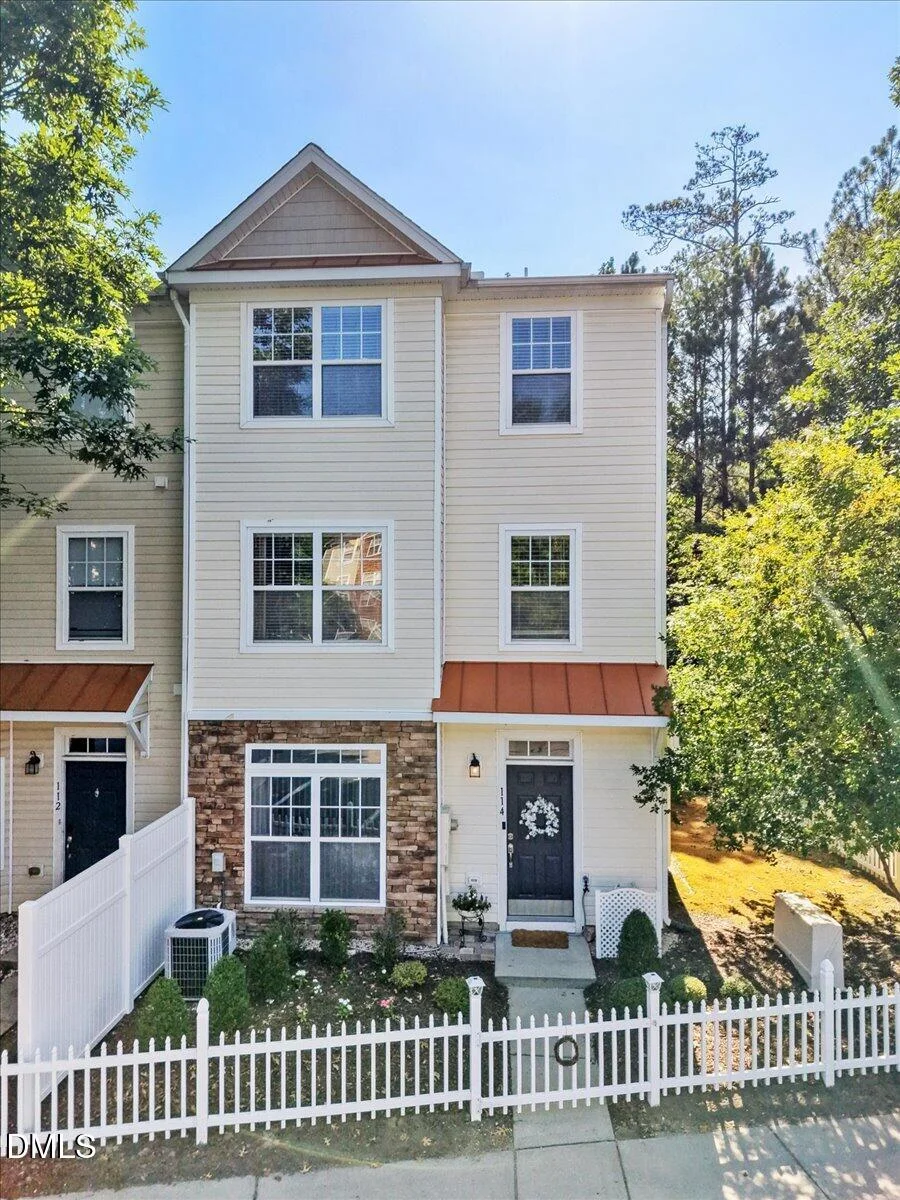 11711 Mezzanine Drive Unit 114