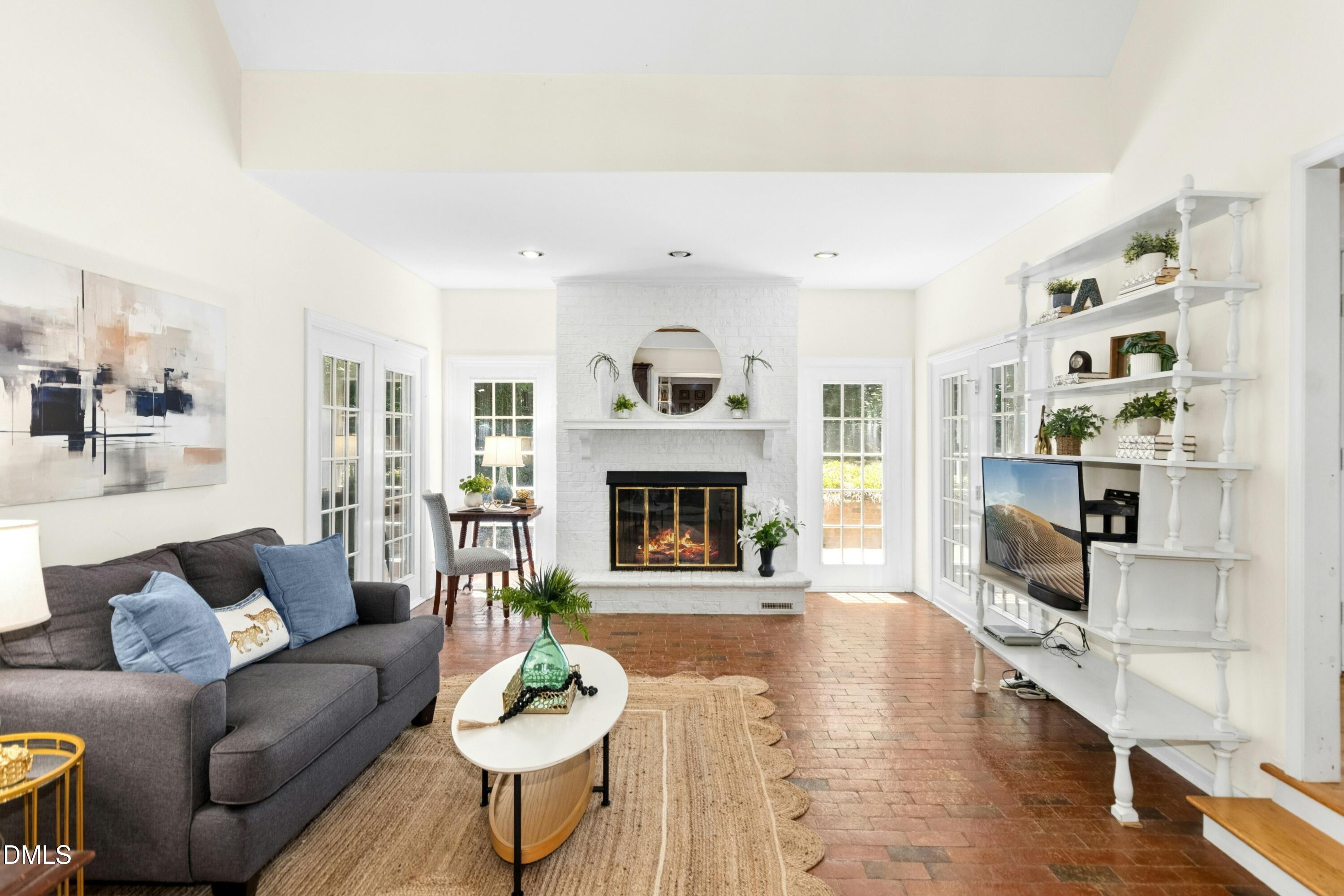 209 Butternut