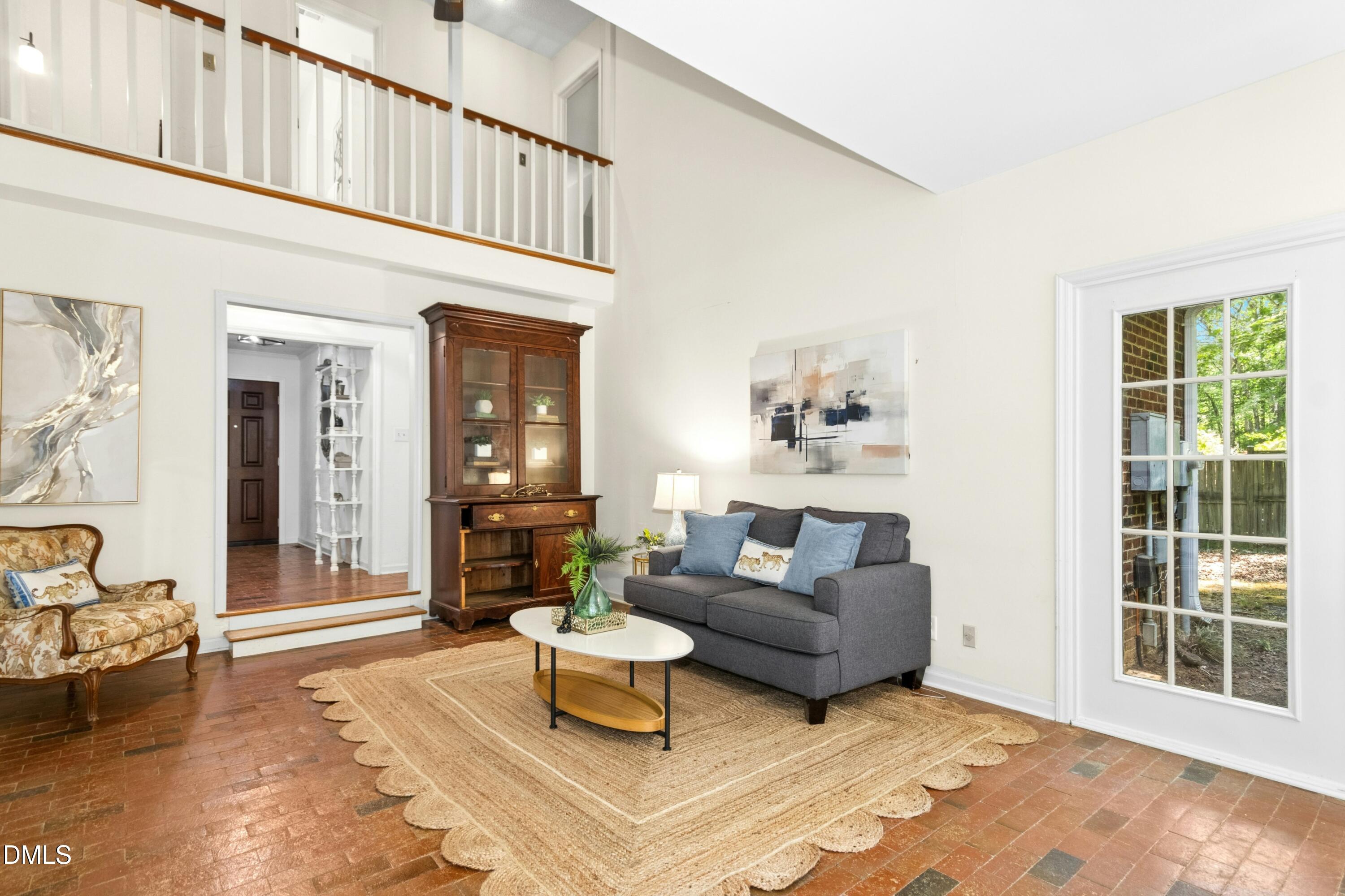 209 Butternut
