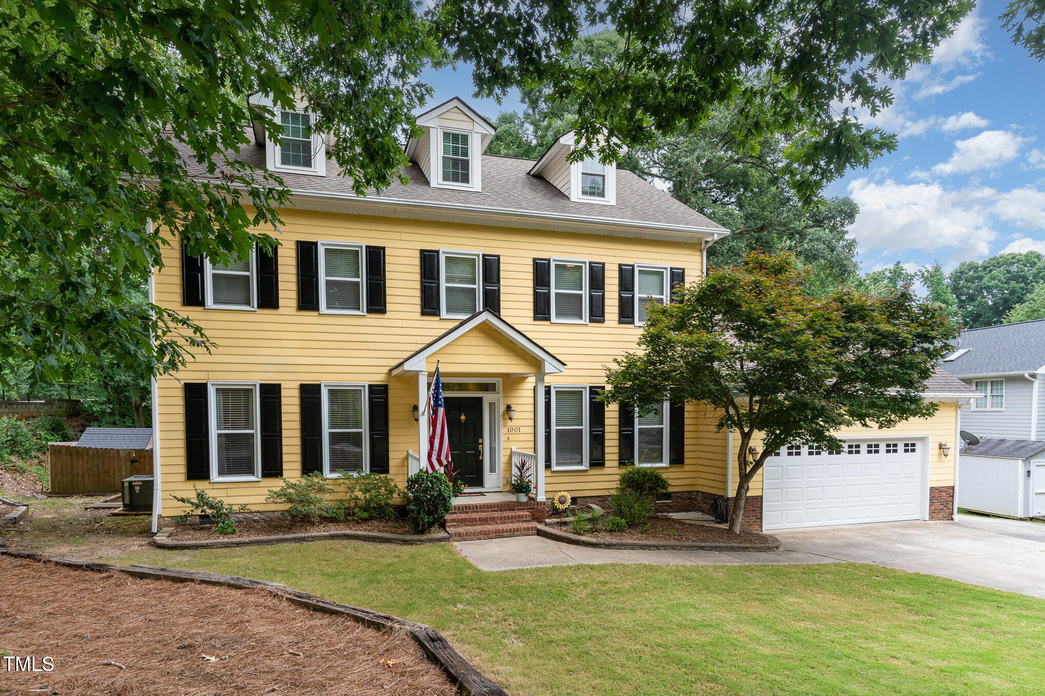 1001 Kingsway Drive