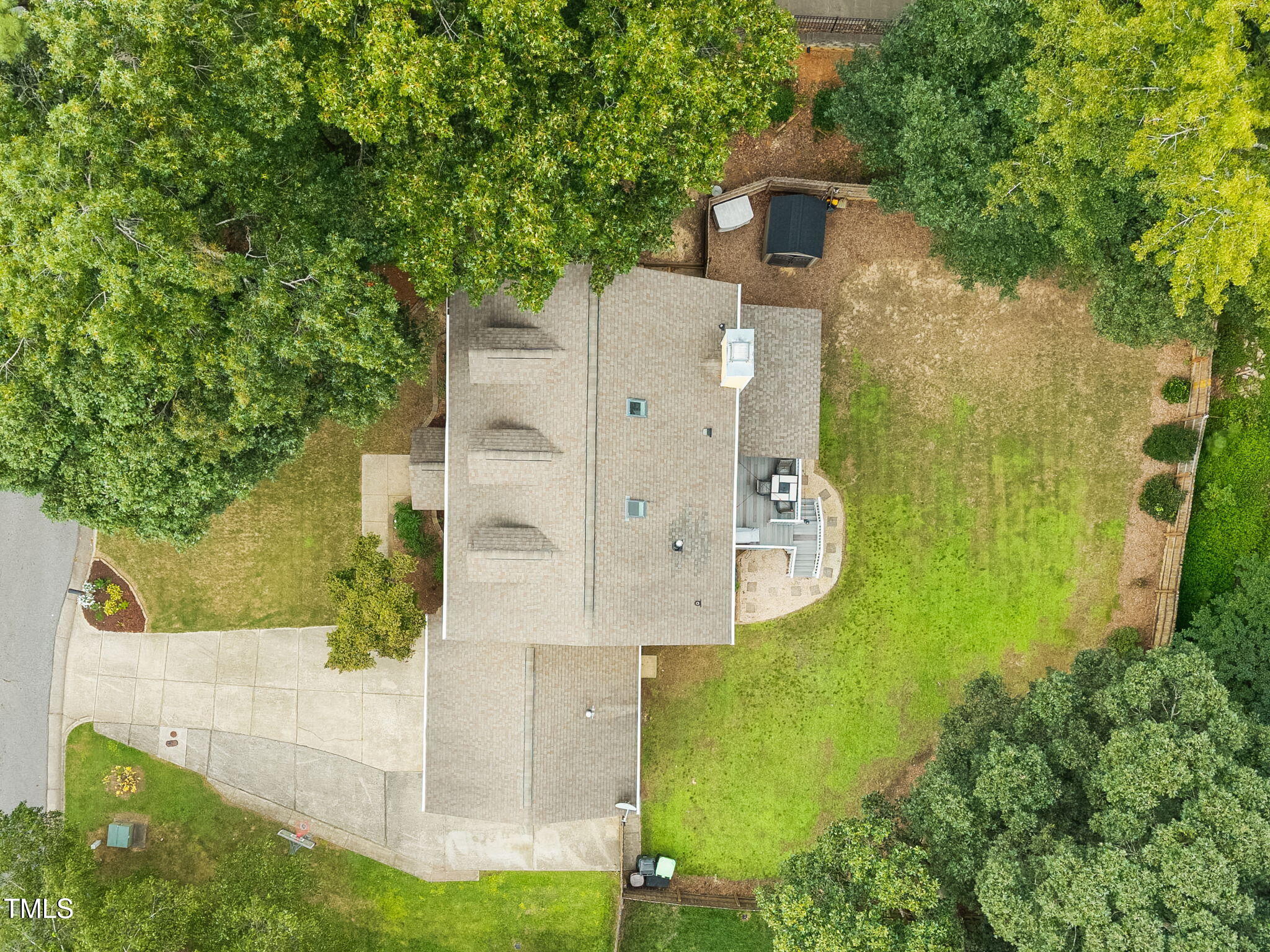 1001 Kingsway Drive