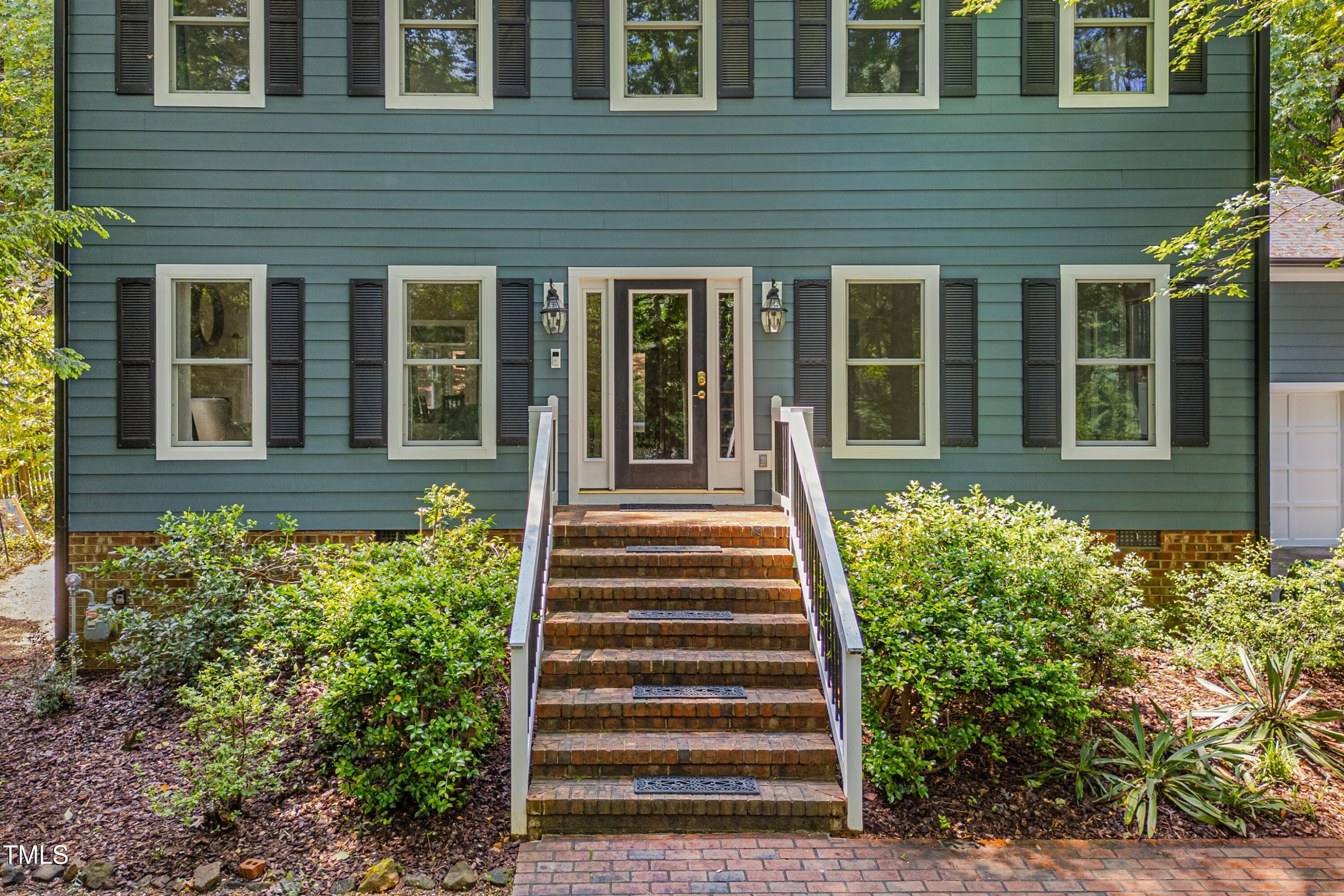 207 Old Forest Creek Drive