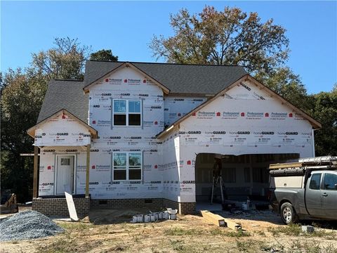 3187 Leaflet Church Road Broadway NC 27505