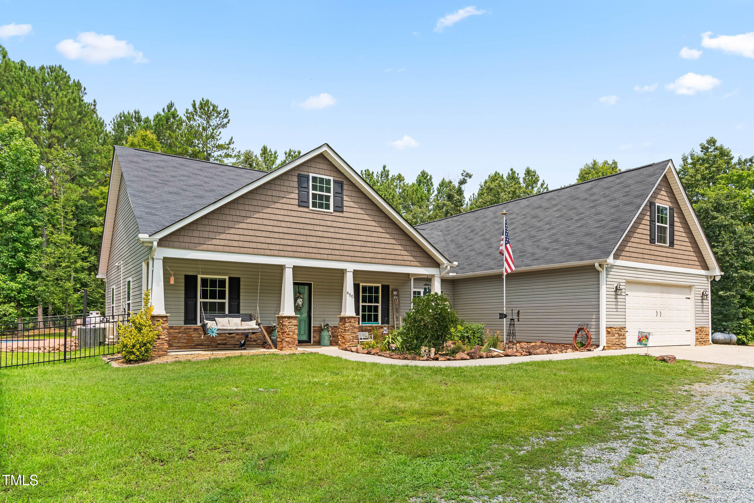 450 Rustic Lane