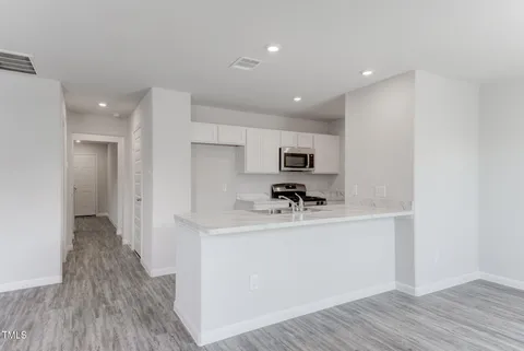 MLS: 10090474