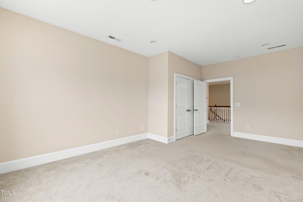 listing image 38