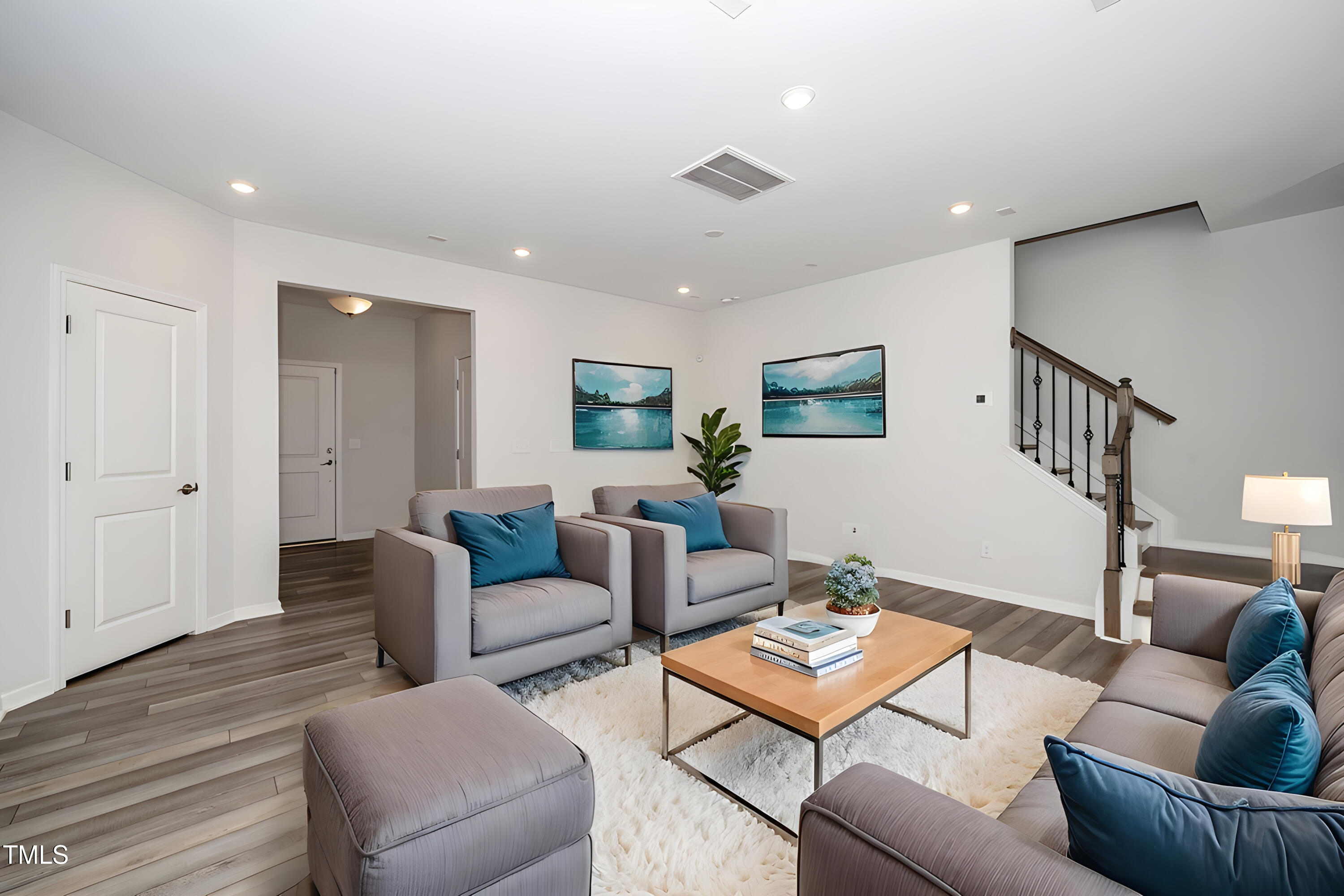 313 Villanova Drive