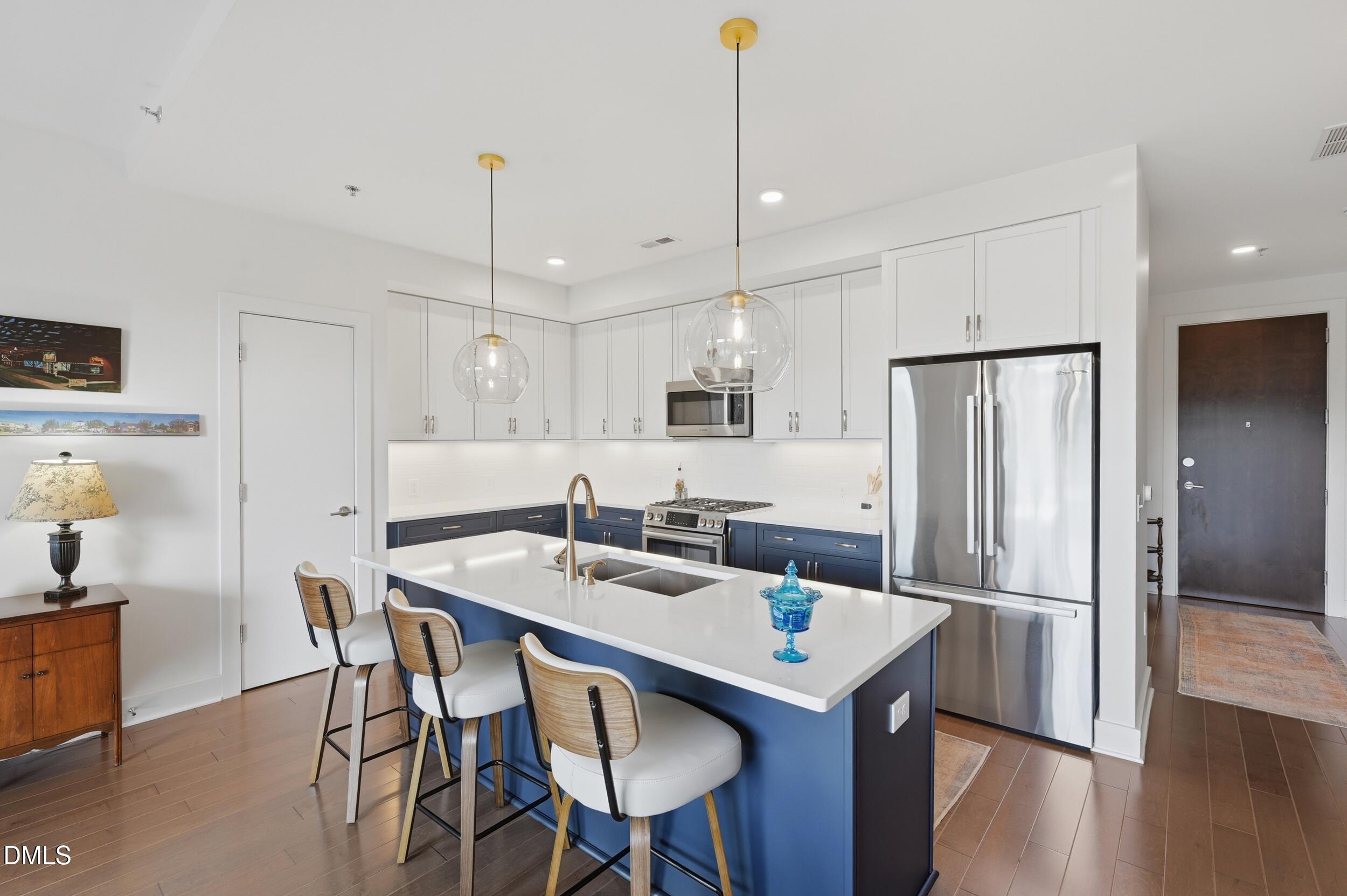 214 Hunt Street 311