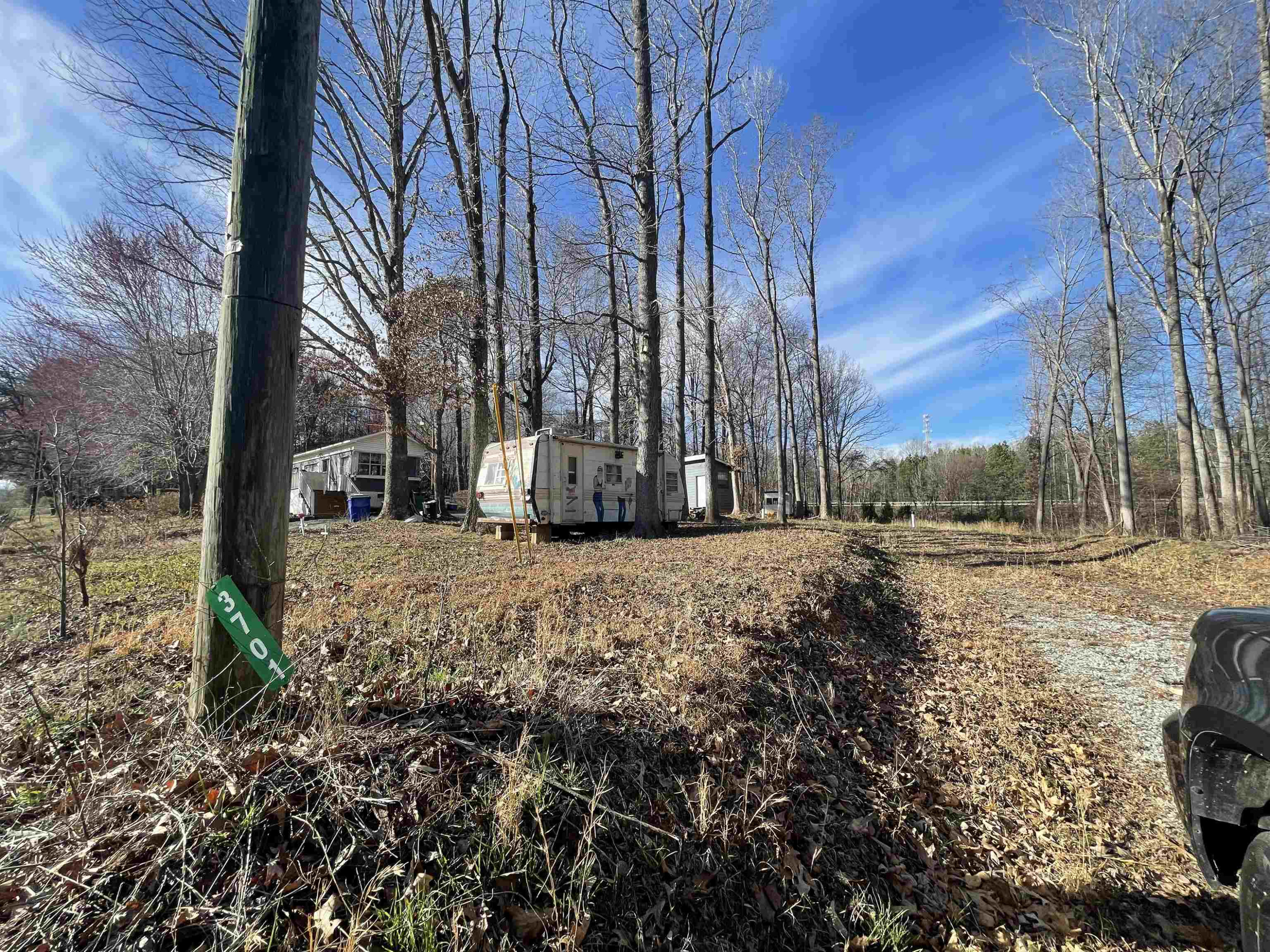 3605 W Ten Road