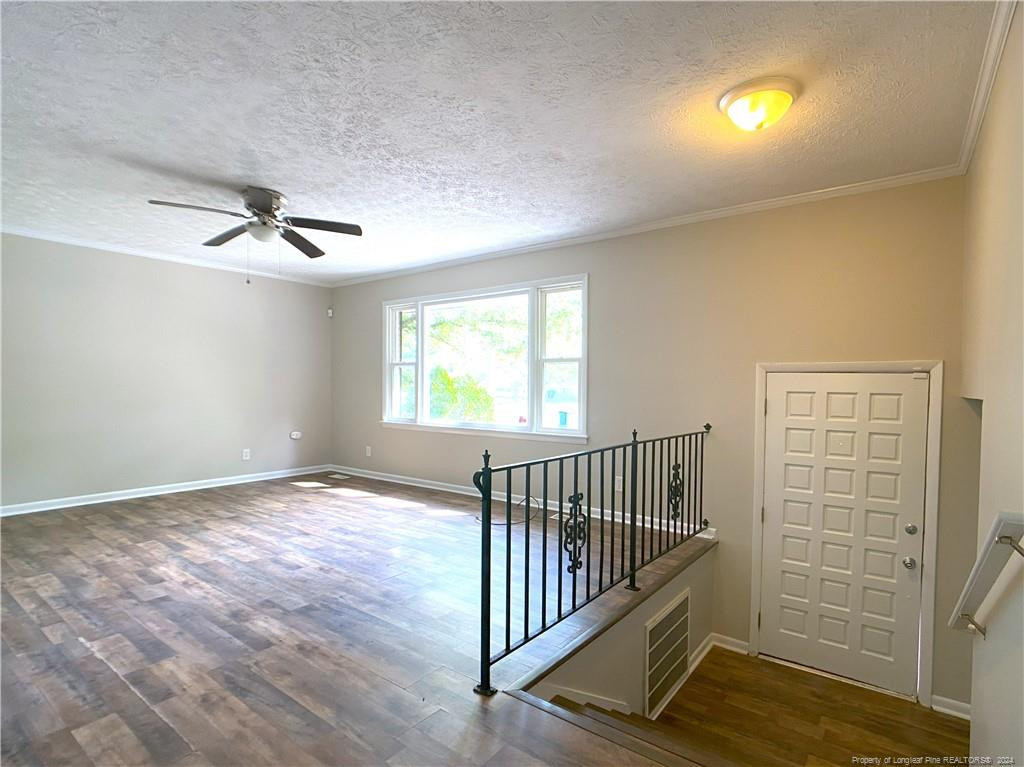 1516 Grandview Drive