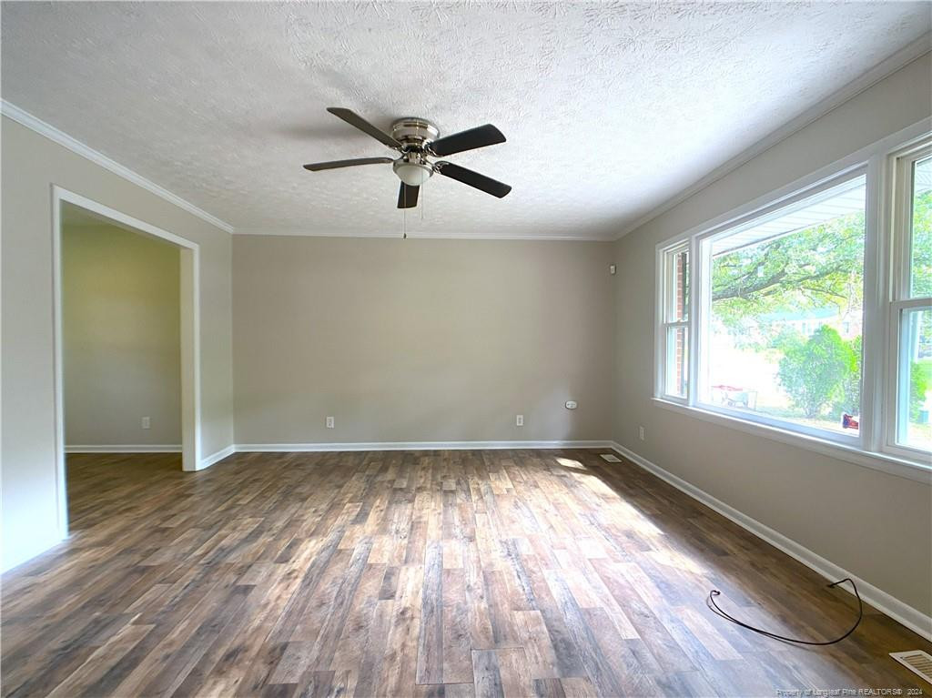 1516 Grandview Drive
