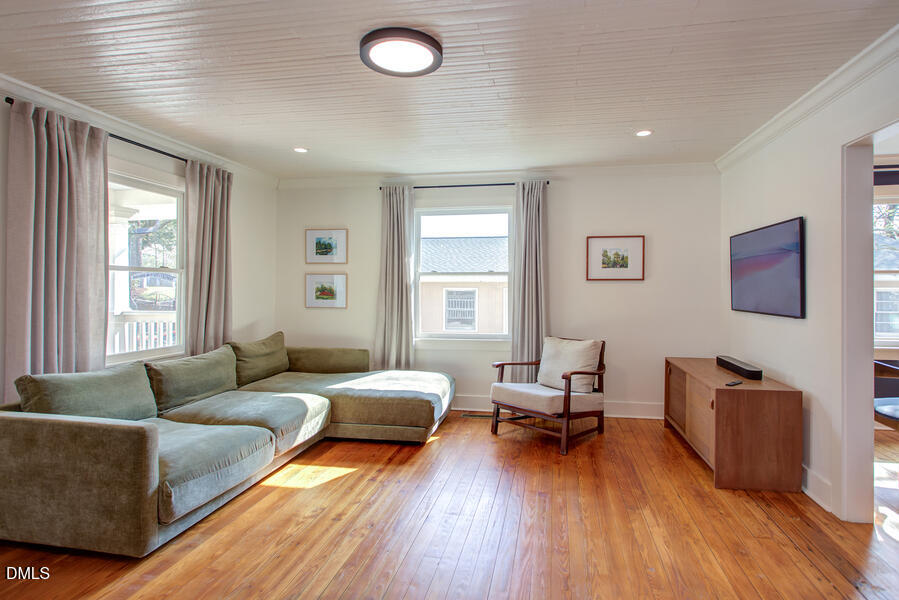 1107 Morehead Avenue