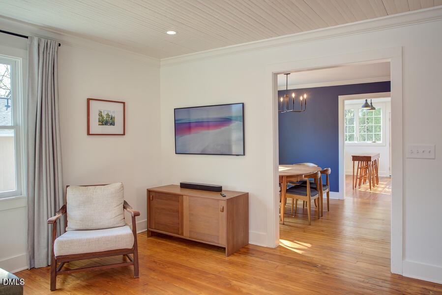 1107 Morehead Avenue