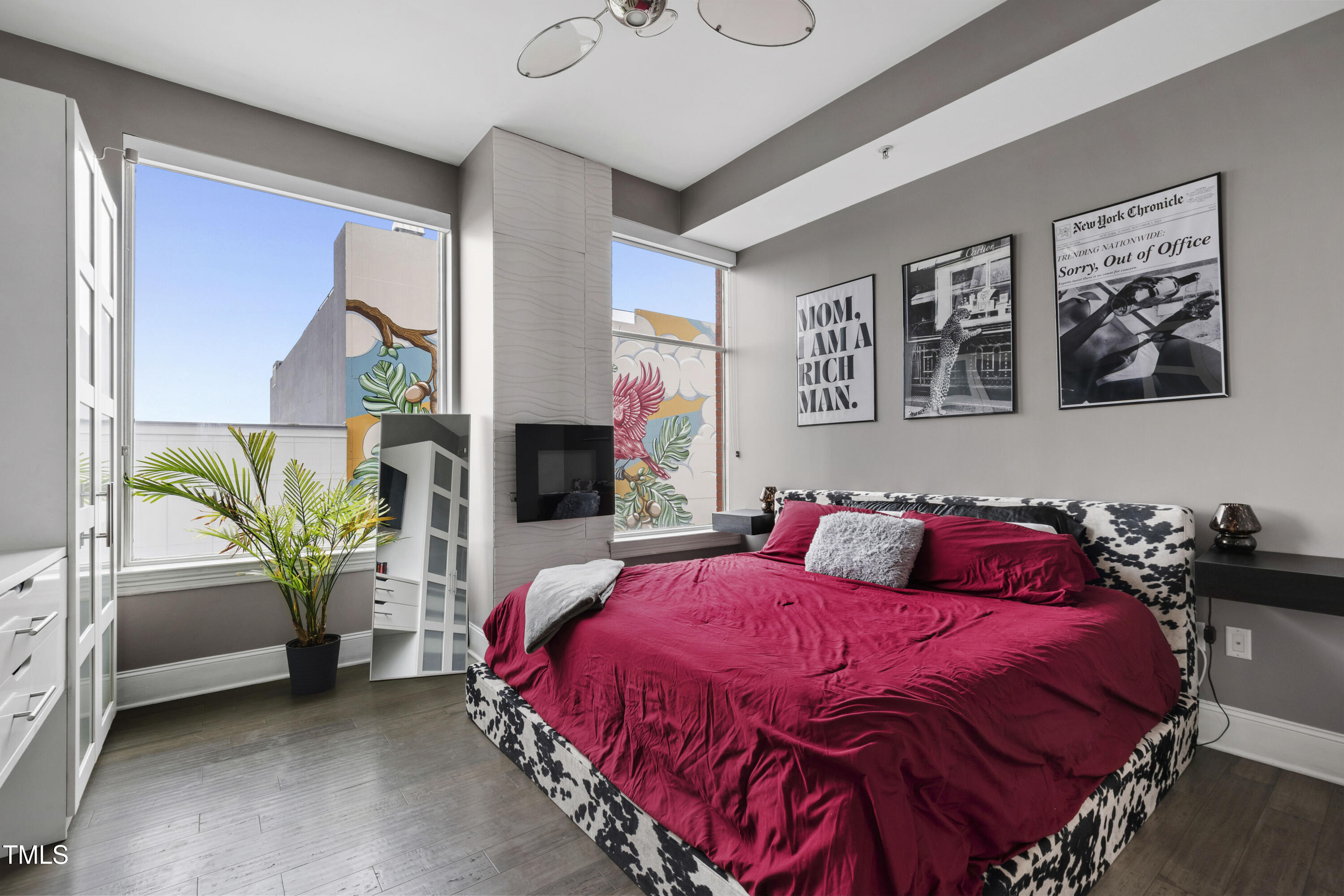 400 W North Street 610