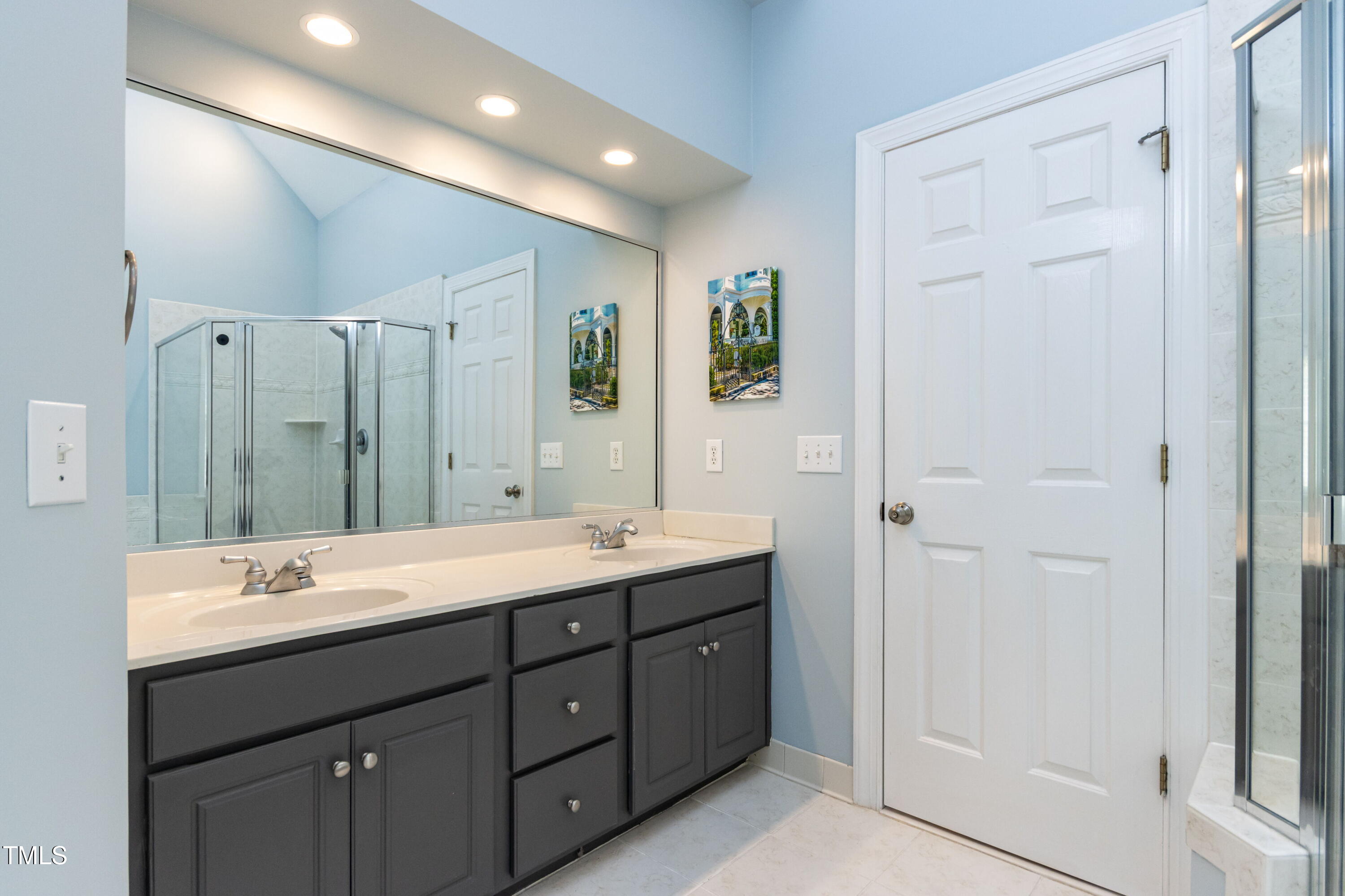 Raleigh, North Carolina 27614, United States, 4 Bedrooms Bedrooms, ,3 BathroomsBathrooms,Residential,Pending,110568