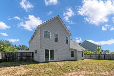 A home in Raeford