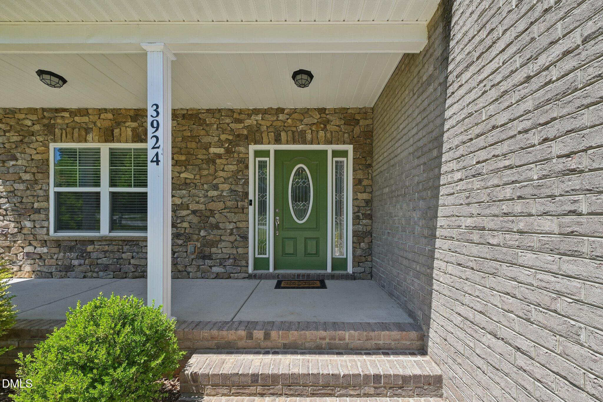 3924 Fox Grove Trail