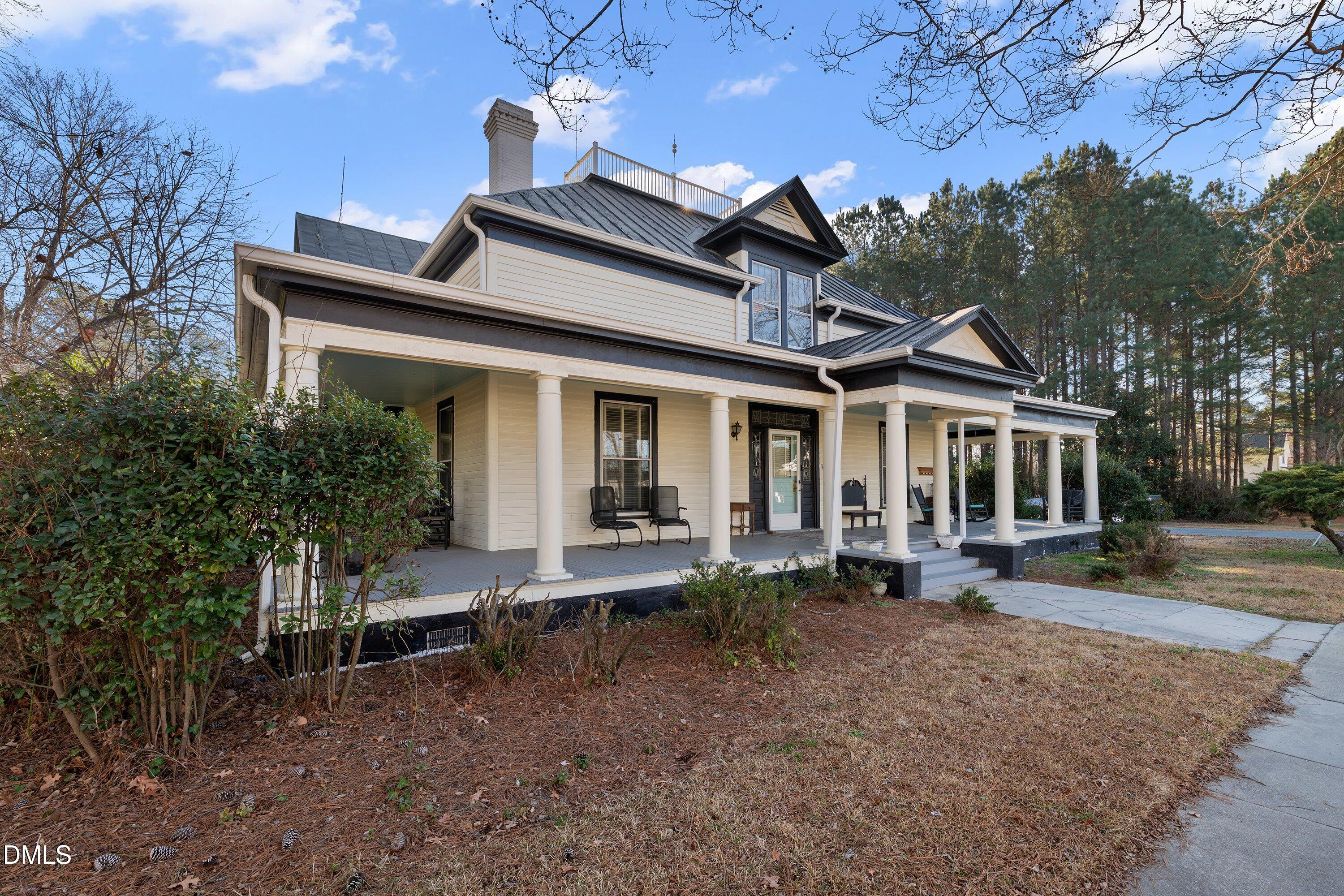 206 S Sycamore Street