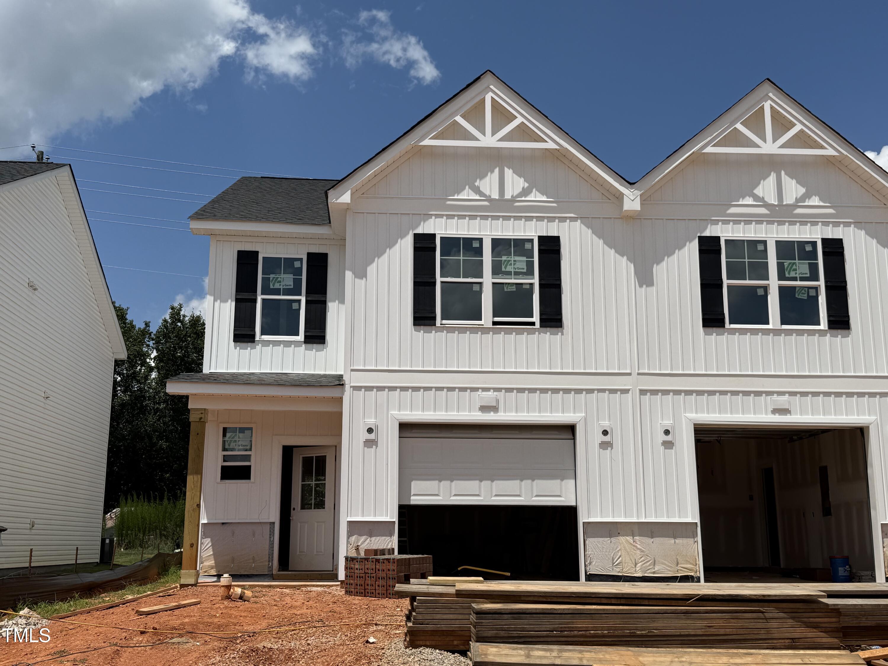 112 S Mistflower Street