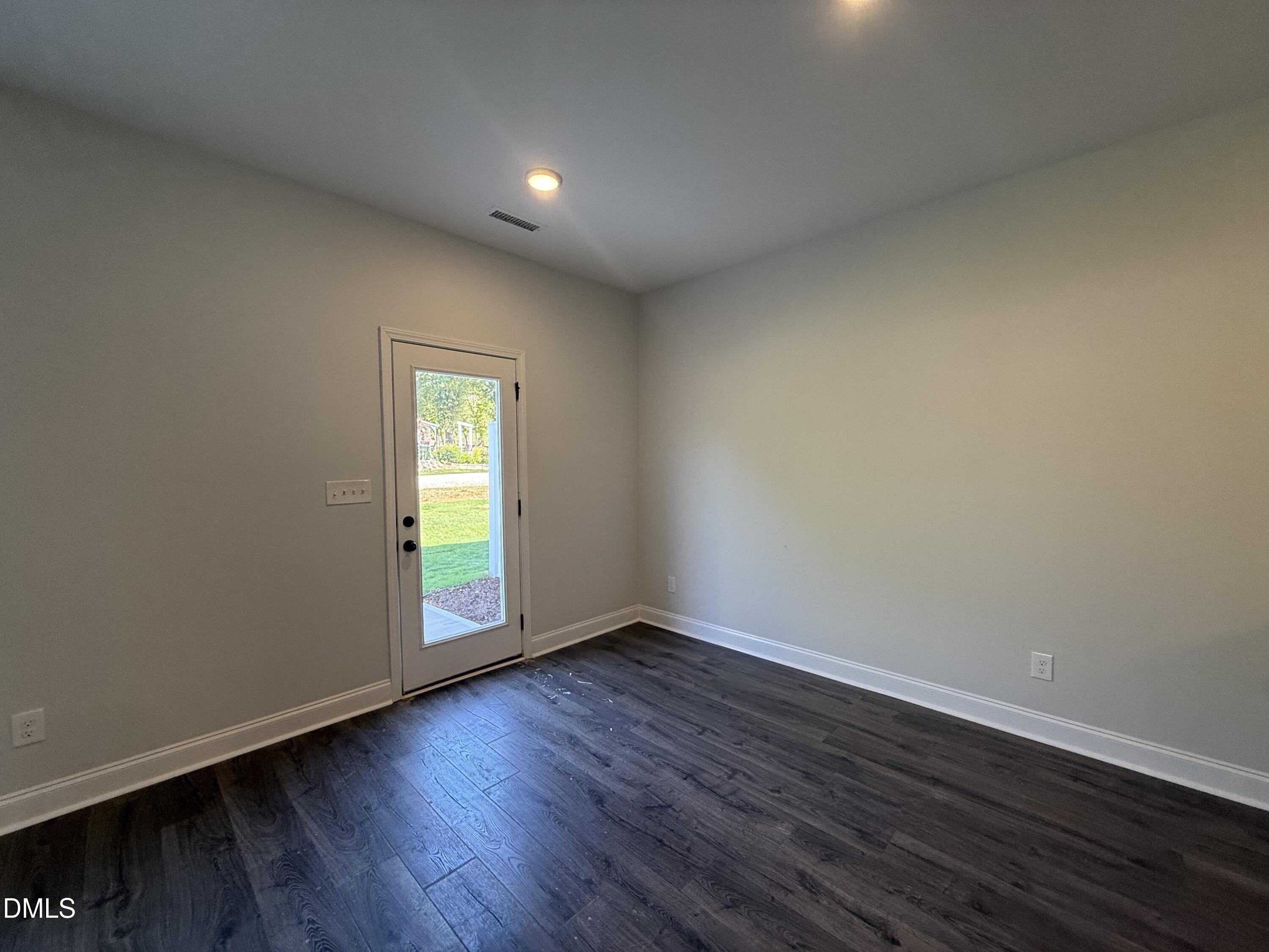 112 S Mistflower Street
