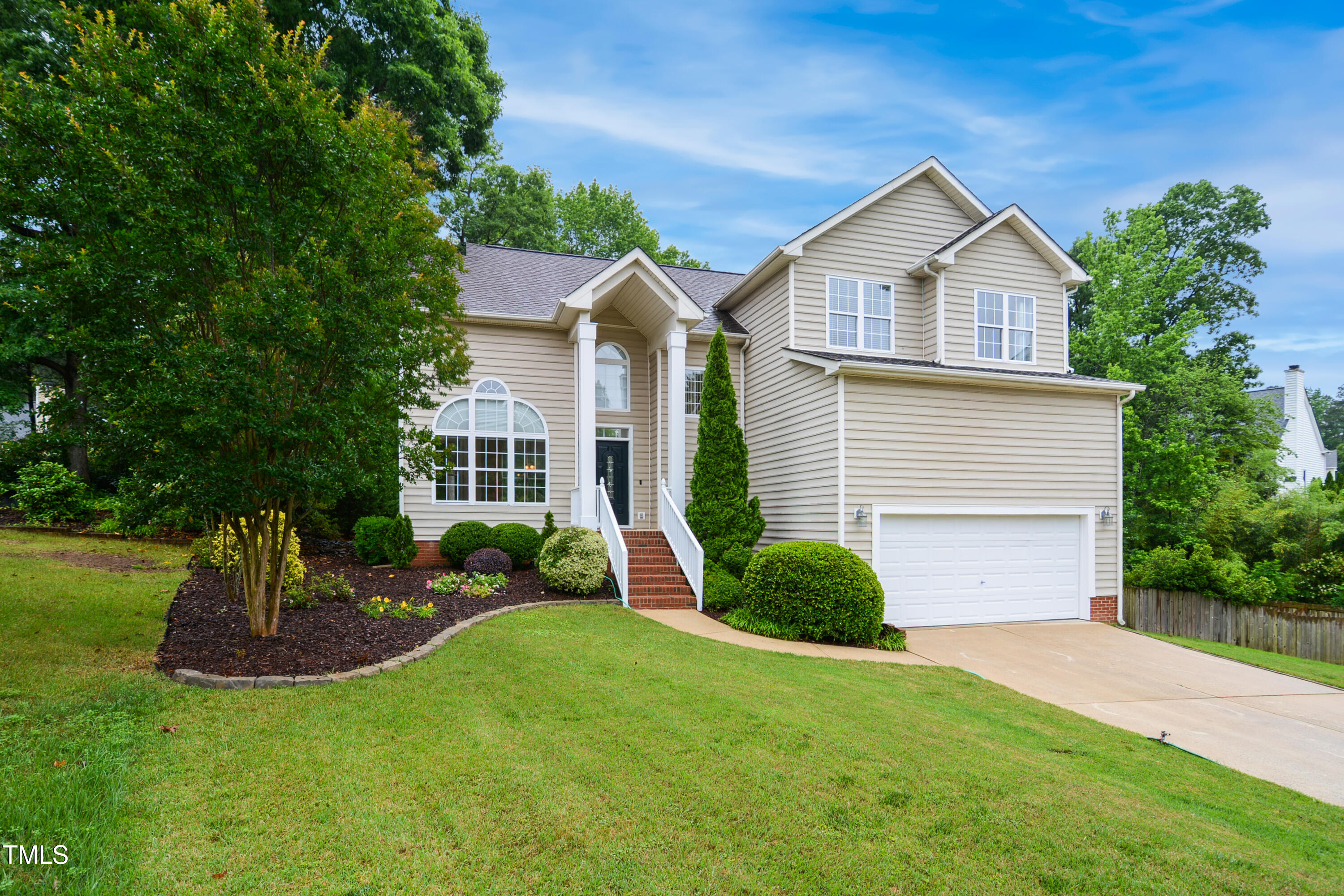 802 Windermere Lake Court