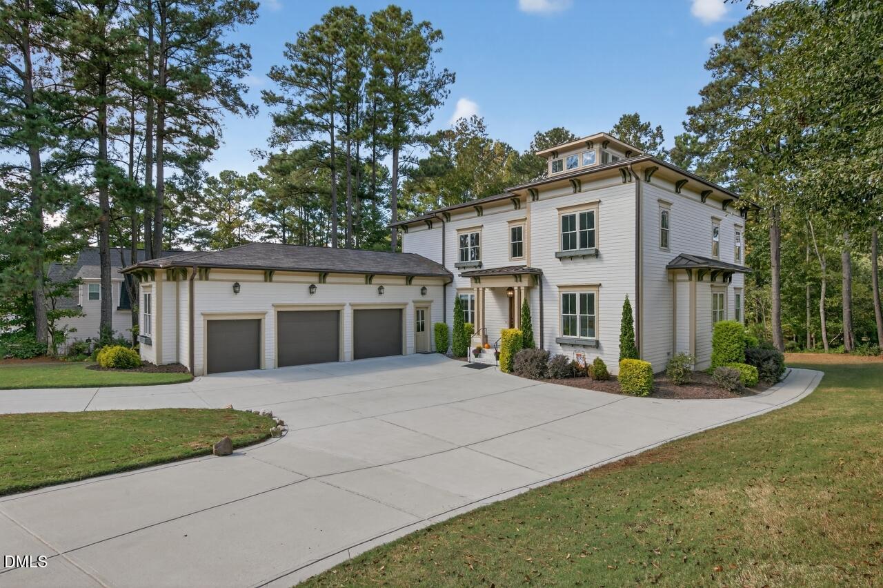 195 Italia Lane