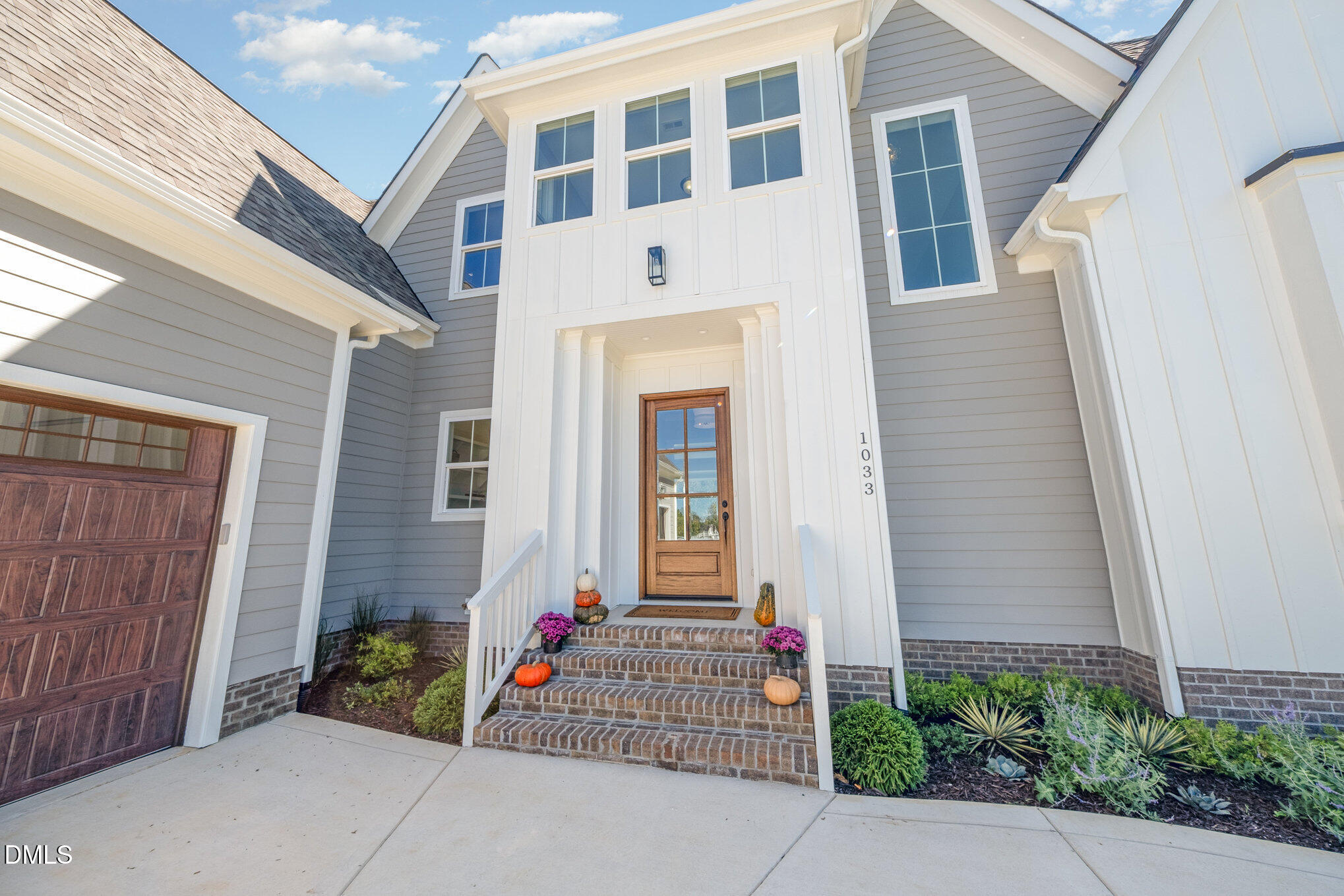1033 Azalea Garden Circle