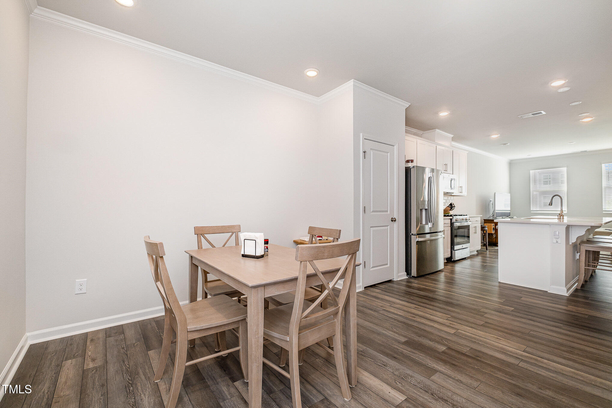 2708 Chert Lane
