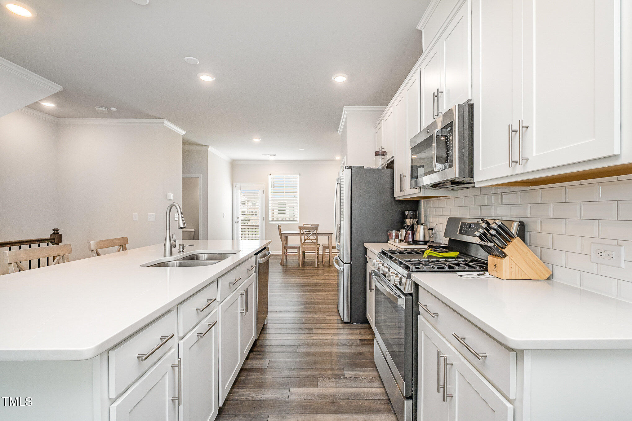 2708 Chert Lane