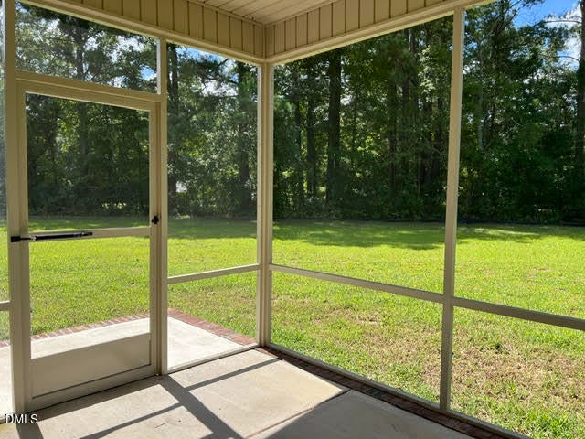 18 Alex Acres Way