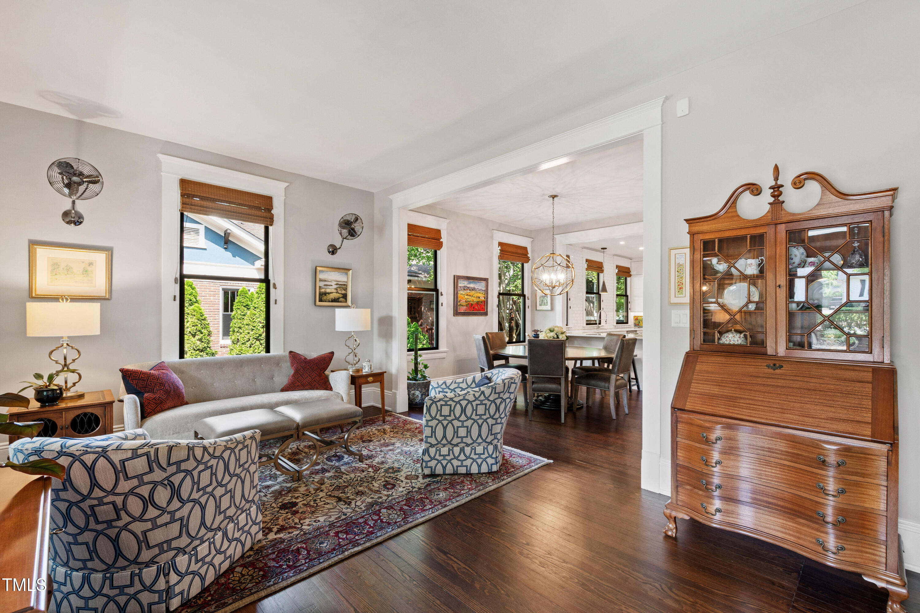 Raleigh, North Carolina 27608, United States, 4 Bedrooms Bedrooms, ,4 BathroomsBathrooms,Residential,Pending,144570